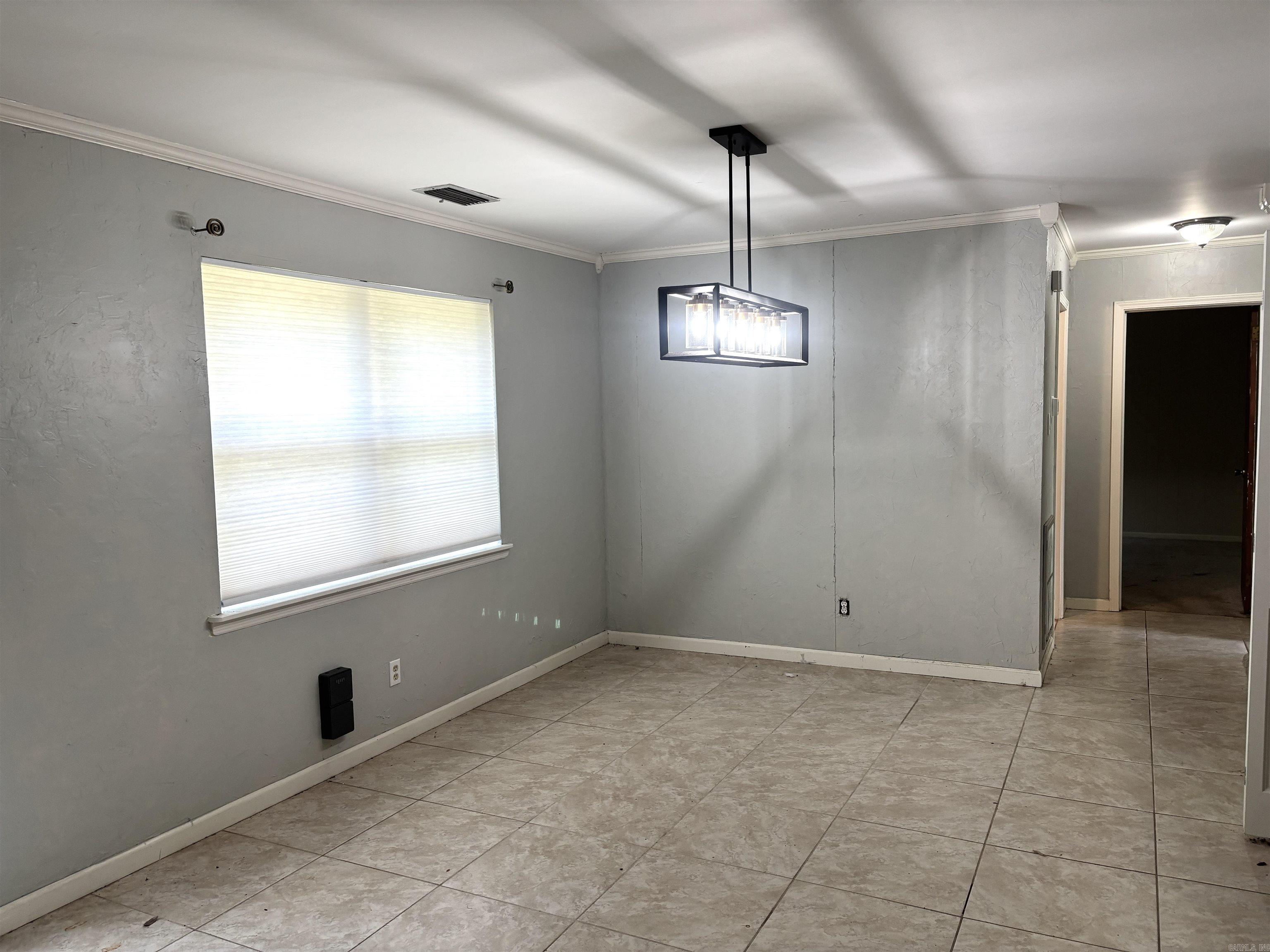 905 Shall Ct Property Photo 8