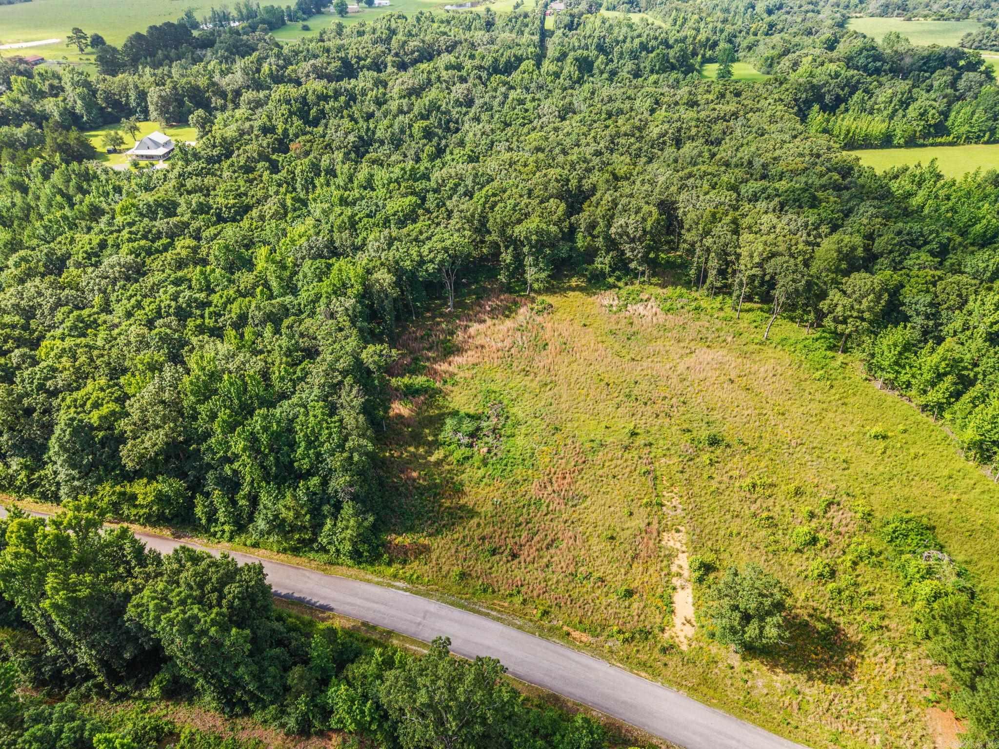 Roosevelt Road Property Photo 3
