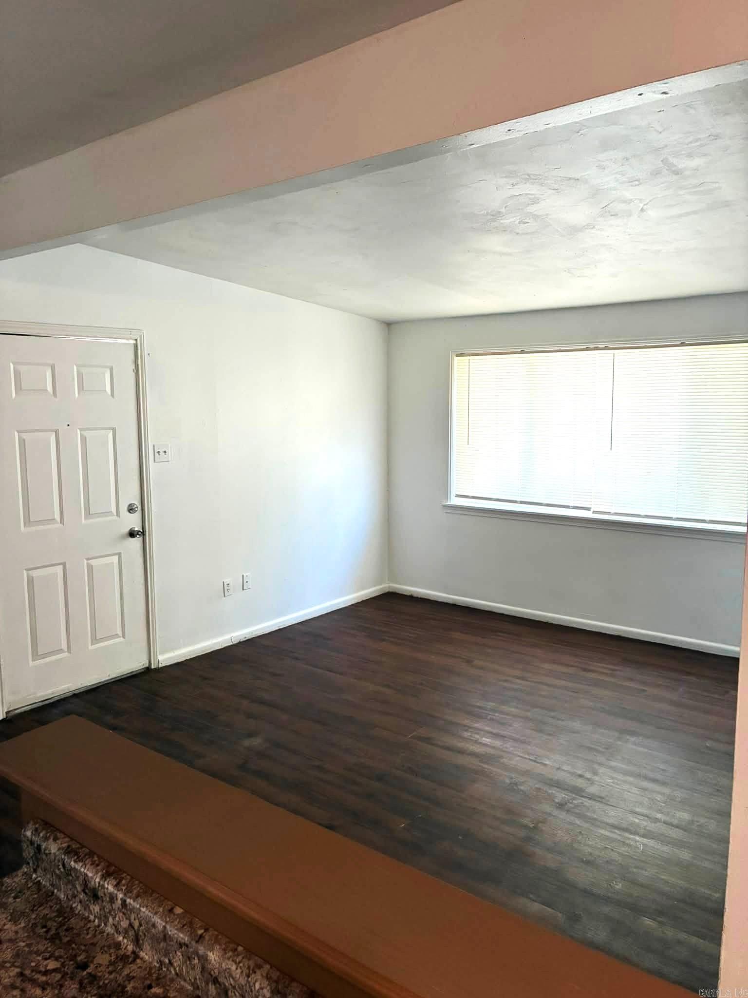 43 S Meadowcliff Property Photo 4