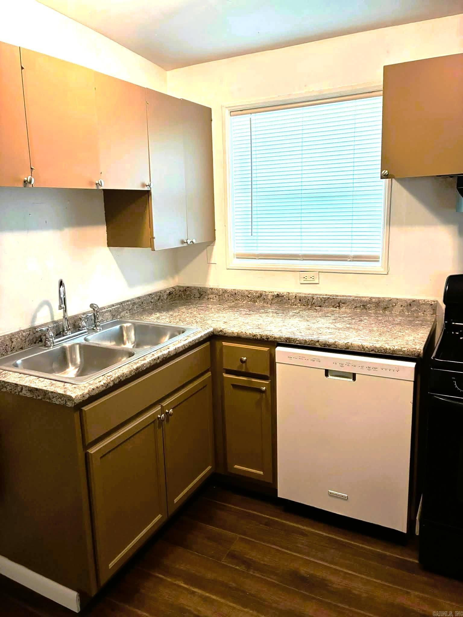 43 S Meadowcliff Property Photo 9