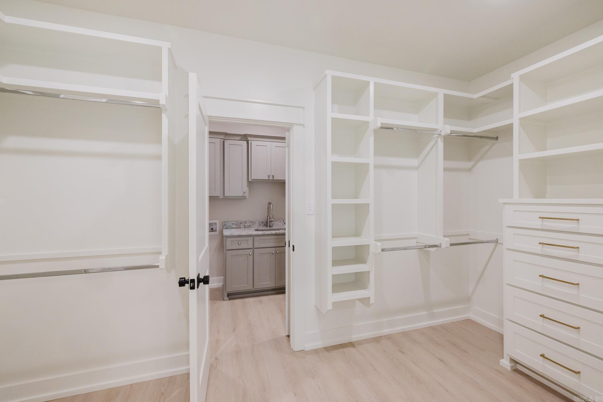 7105 Cold Creek Drive Property Photo 23