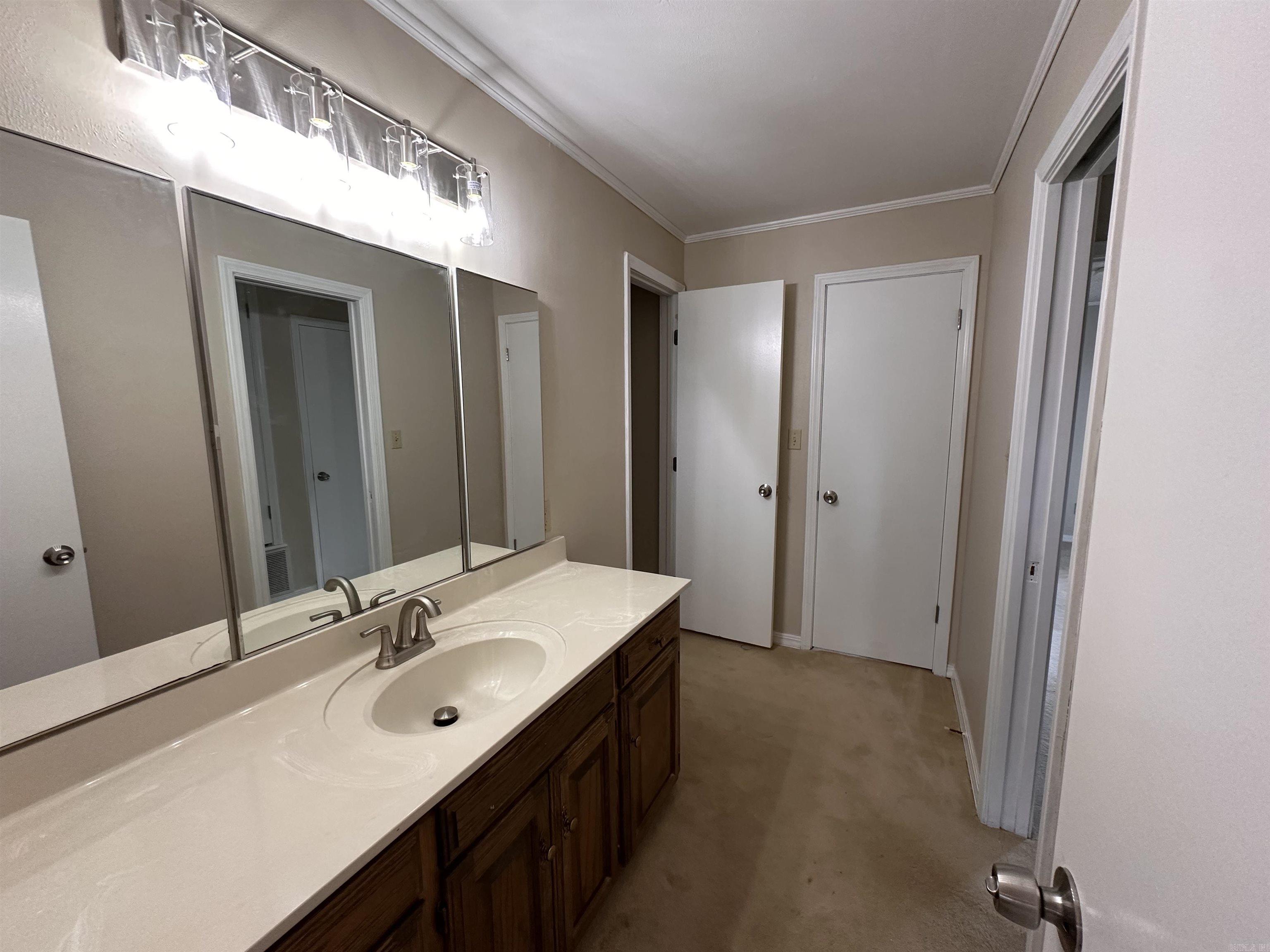 1624 S Lakewood Street Property Photo 22
