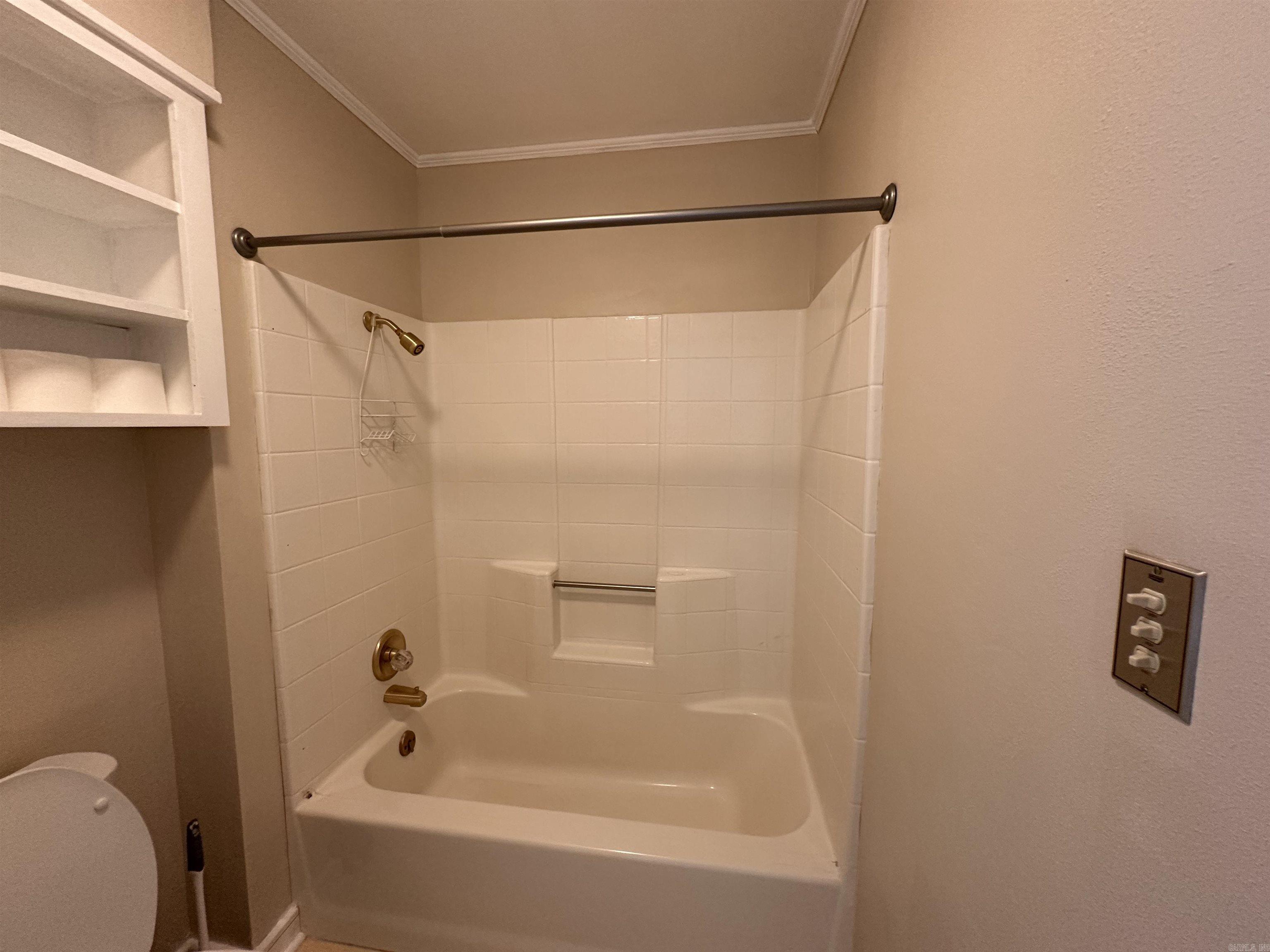 1624 S Lakewood Street Property Photo 23