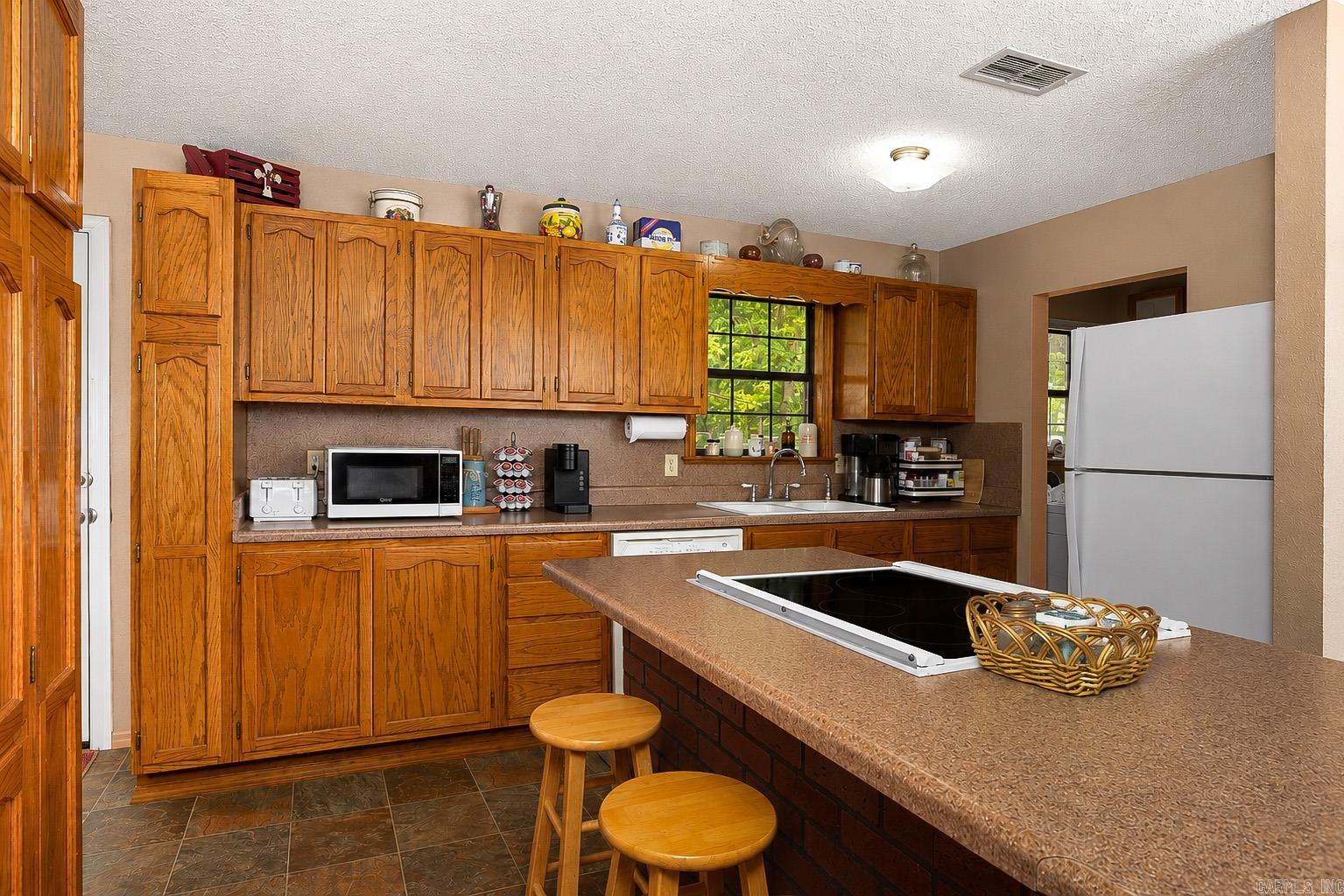 1014 Elkins Rd. Property Photo 21