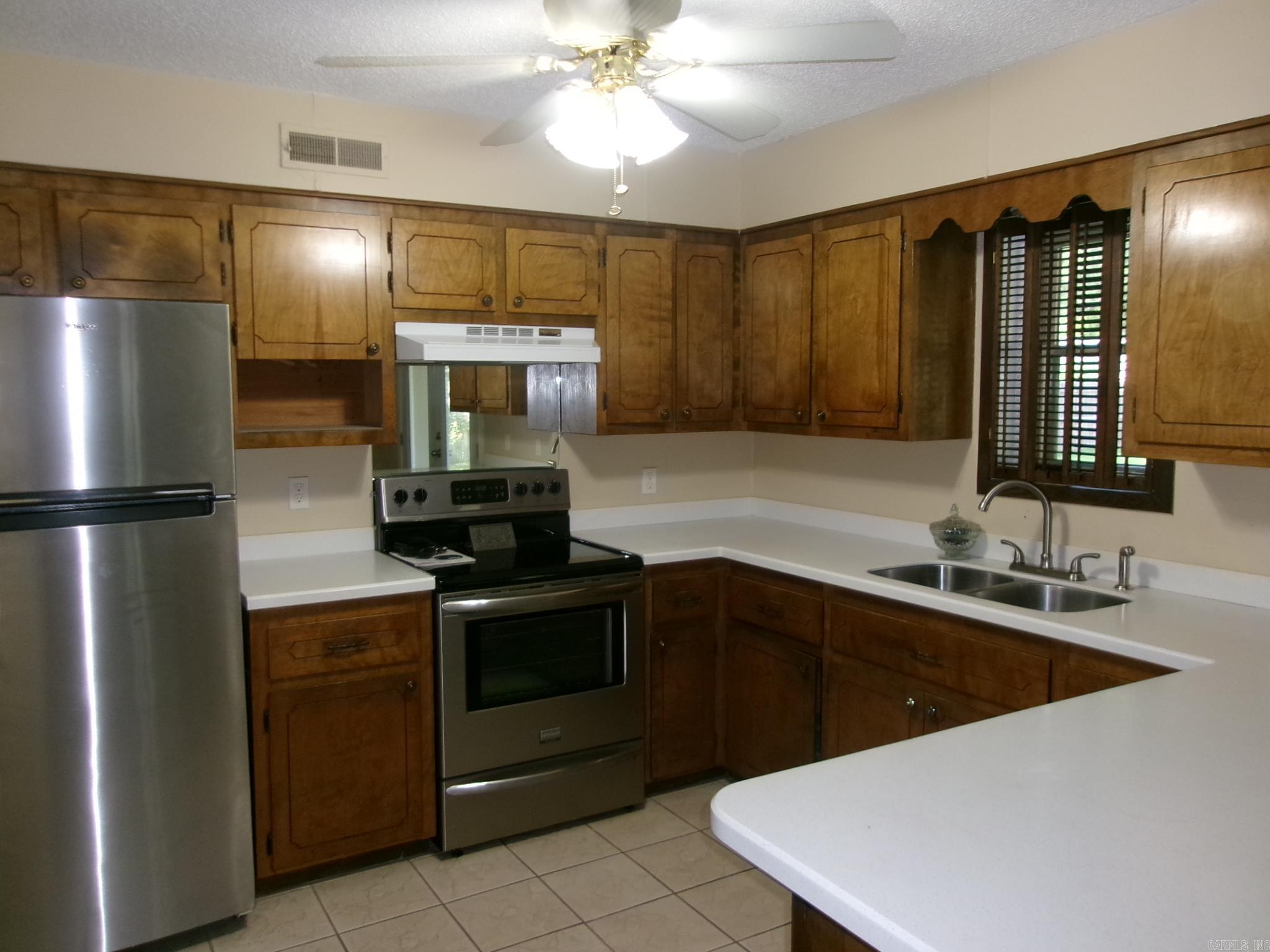 202 Arkansas St Property Photo 10