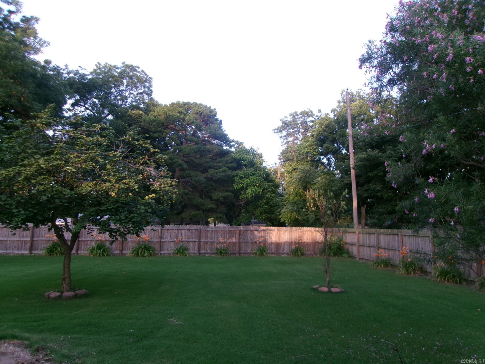 202 Arkansas St Property Photo 14