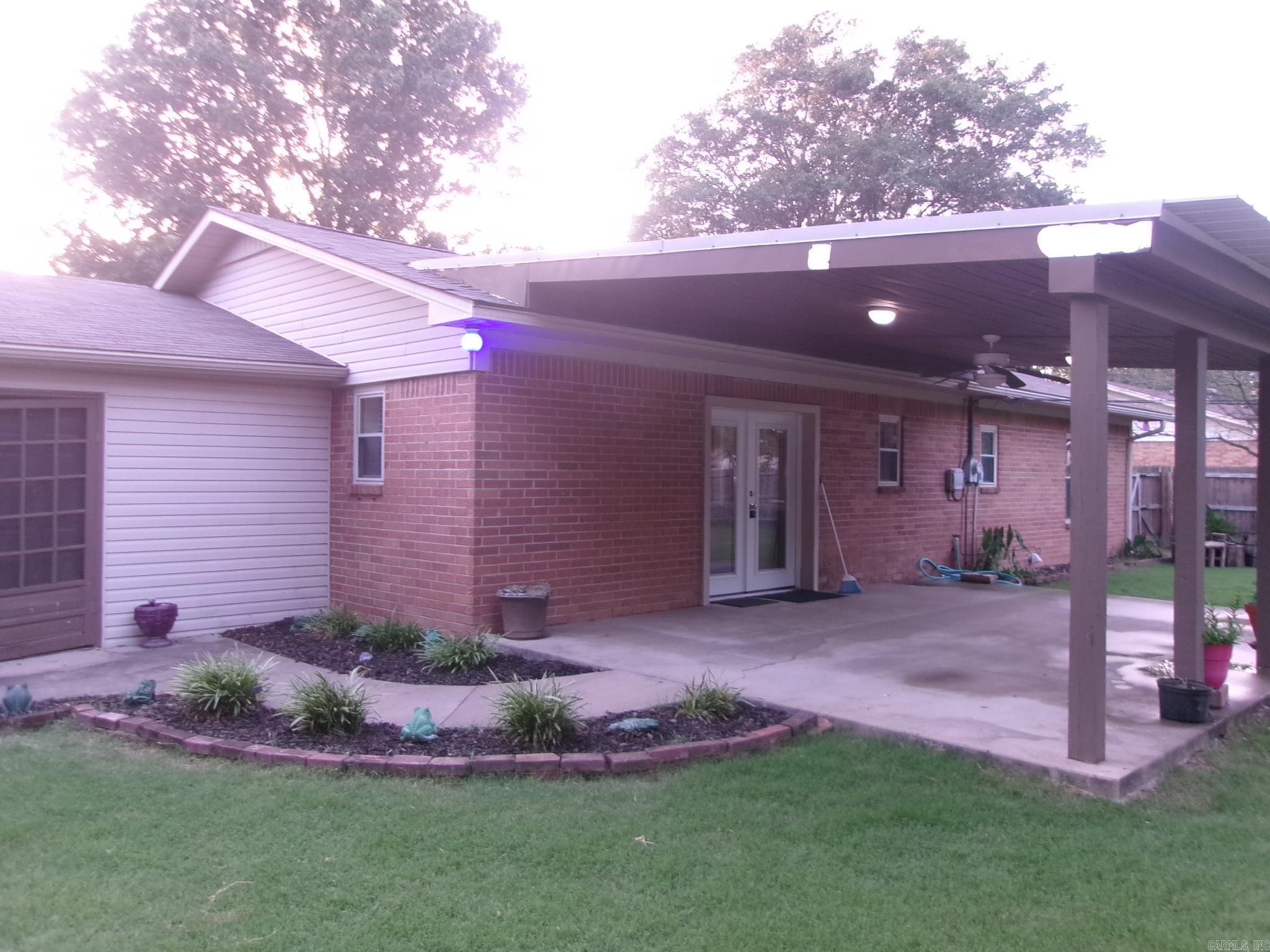 202 Arkansas St Property Photo 15