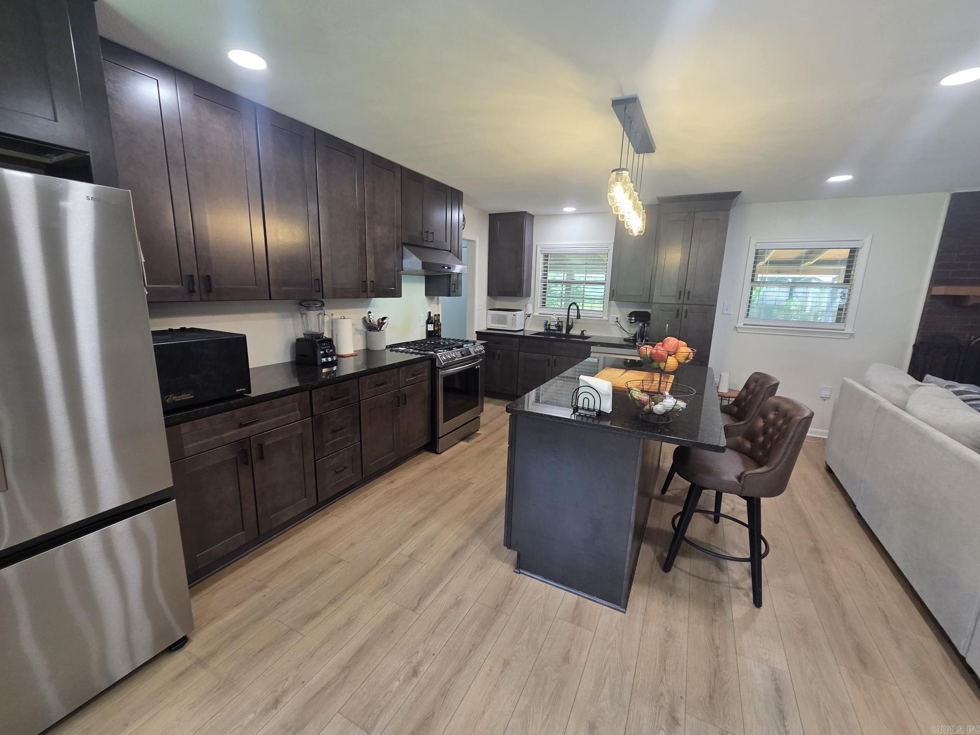 1101 N Cedar Property Photo 12