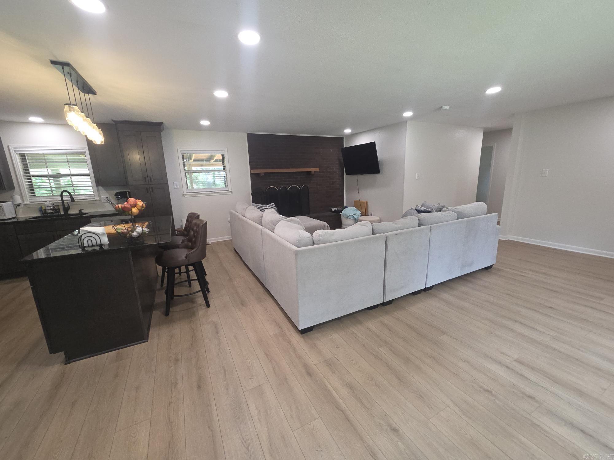1101 N Cedar Property Photo 19