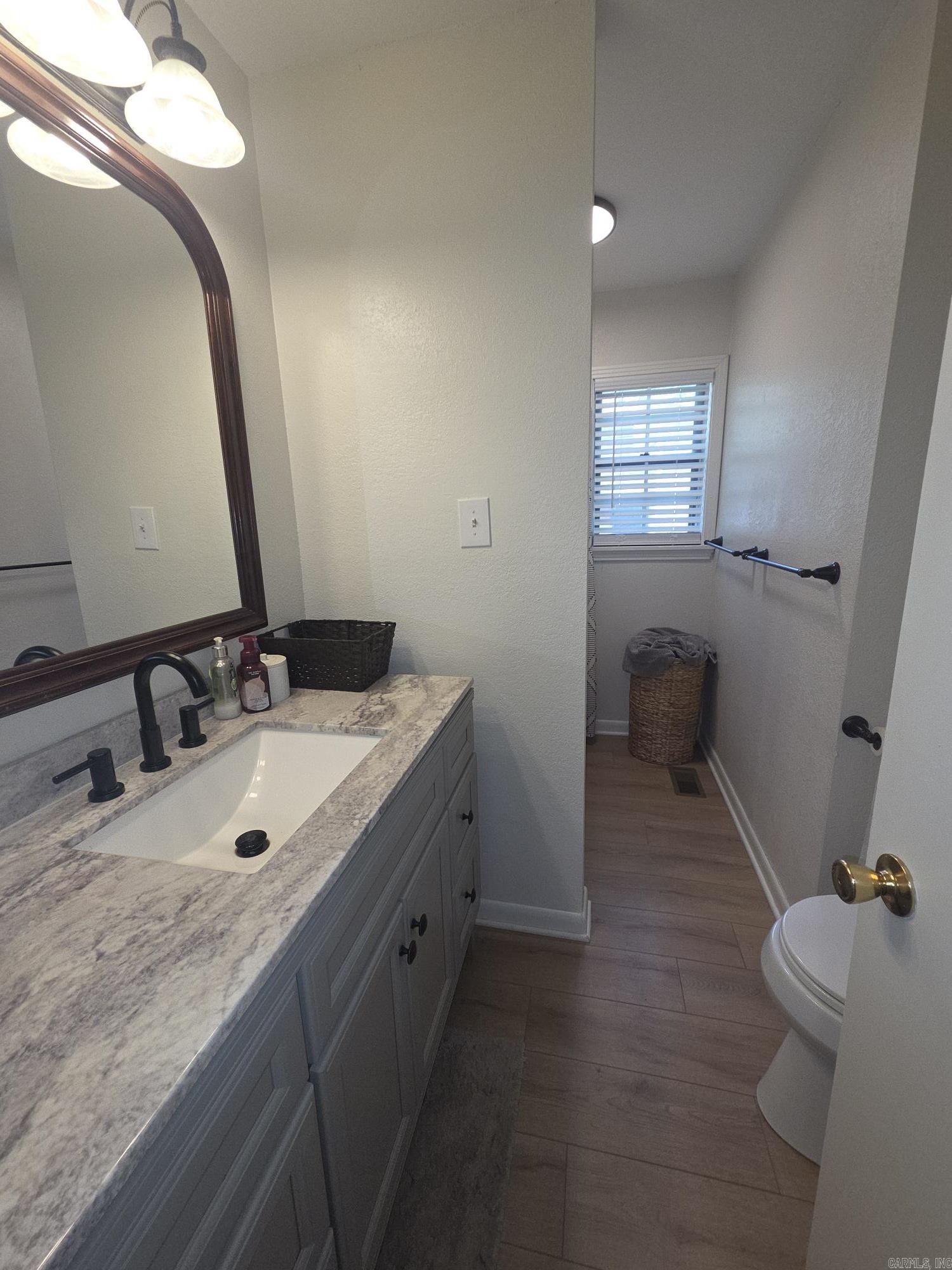 1101 N Cedar Property Photo 28