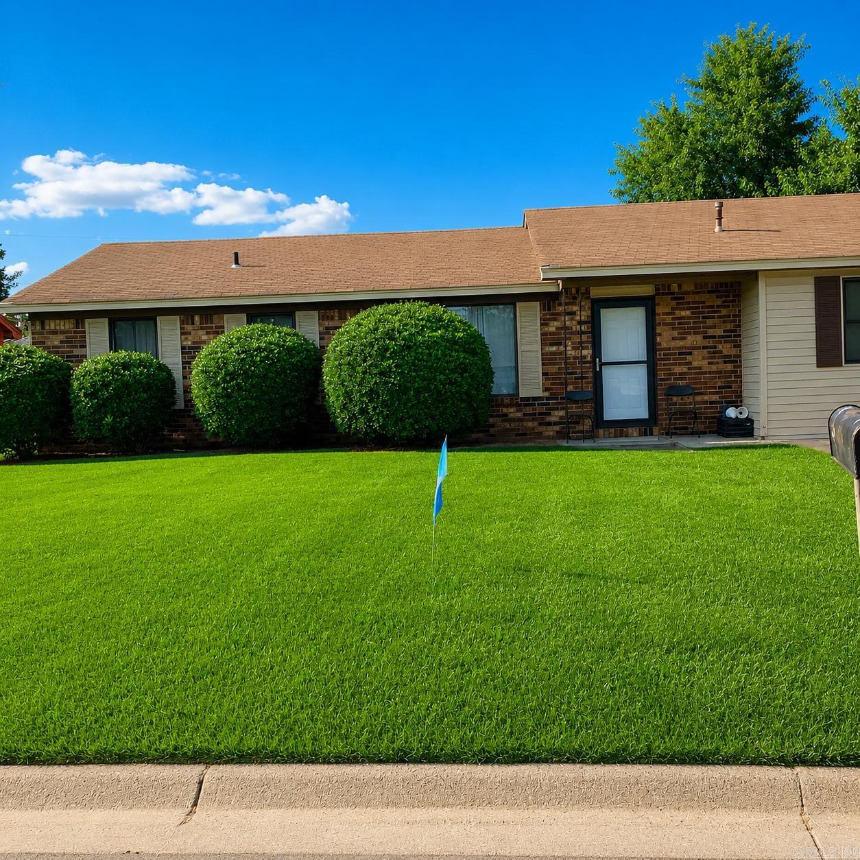 6517 Delhaven Drive Property Photo 11