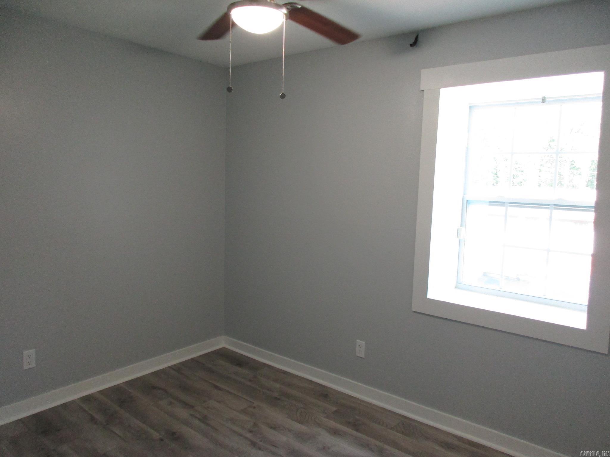 1209 E Twin Lakes Drive Property Photo 18