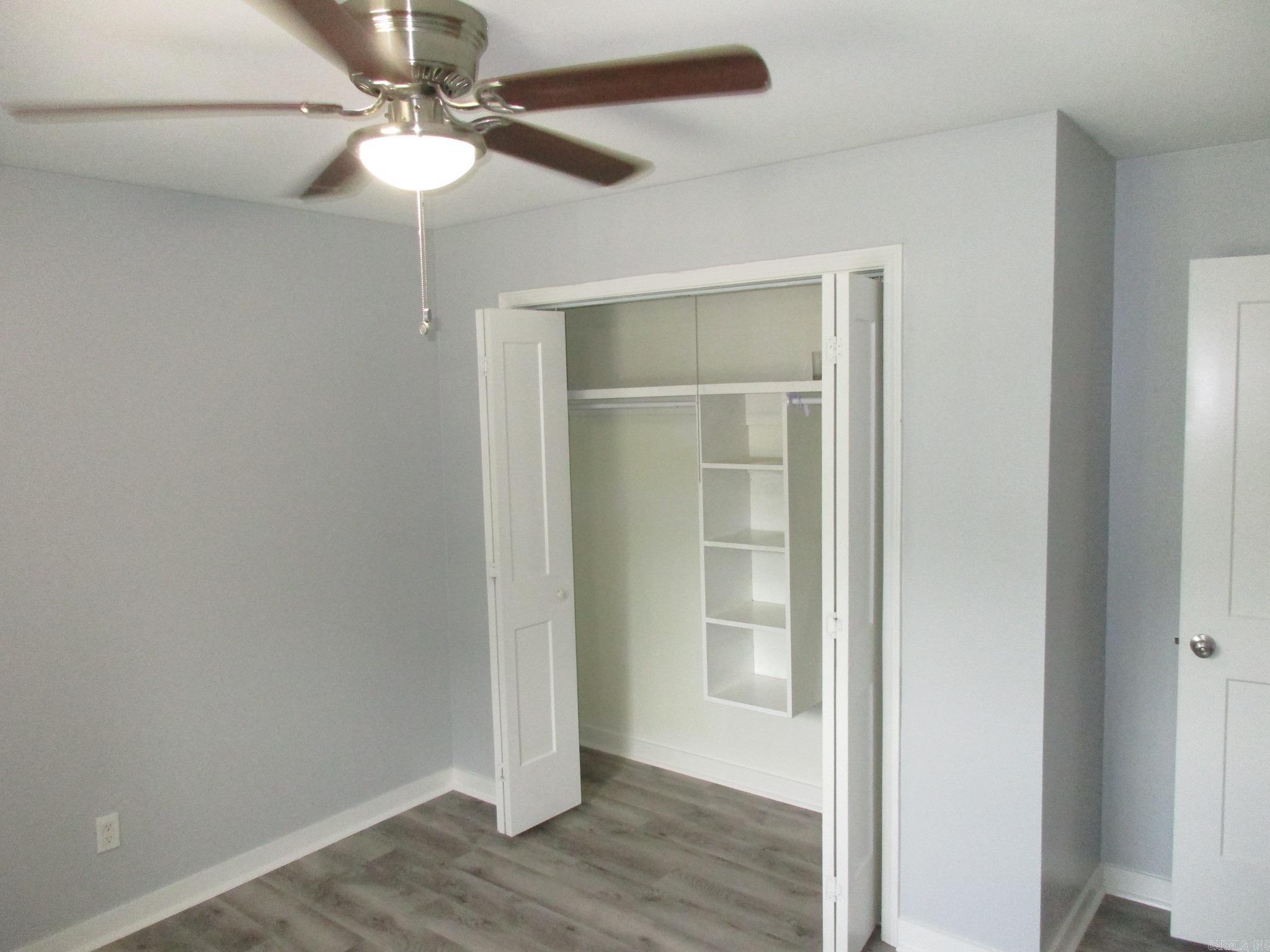 1209 E Twin Lakes Drive Property Photo 20