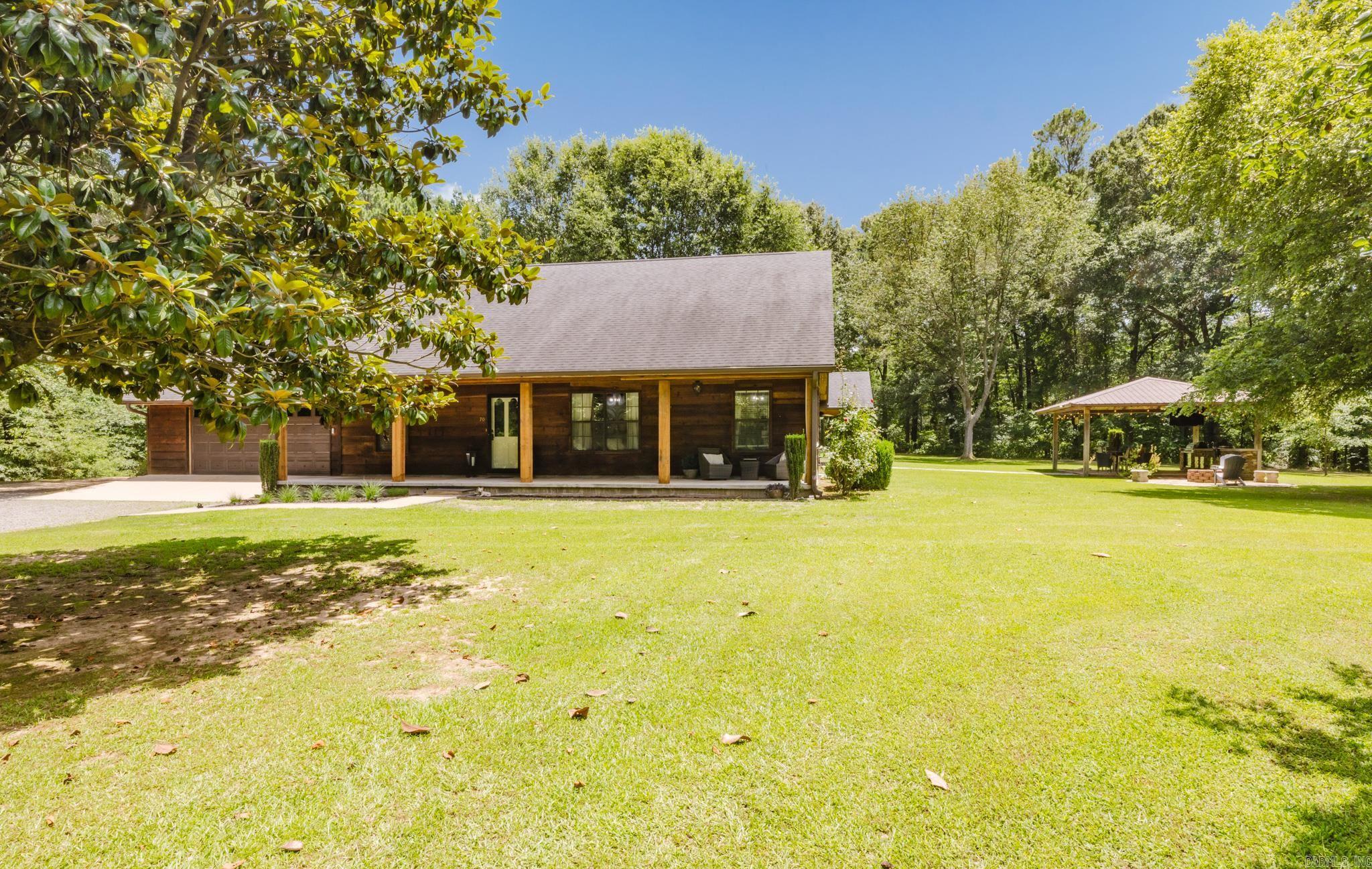 70 E Perry County Road Property Photo 4