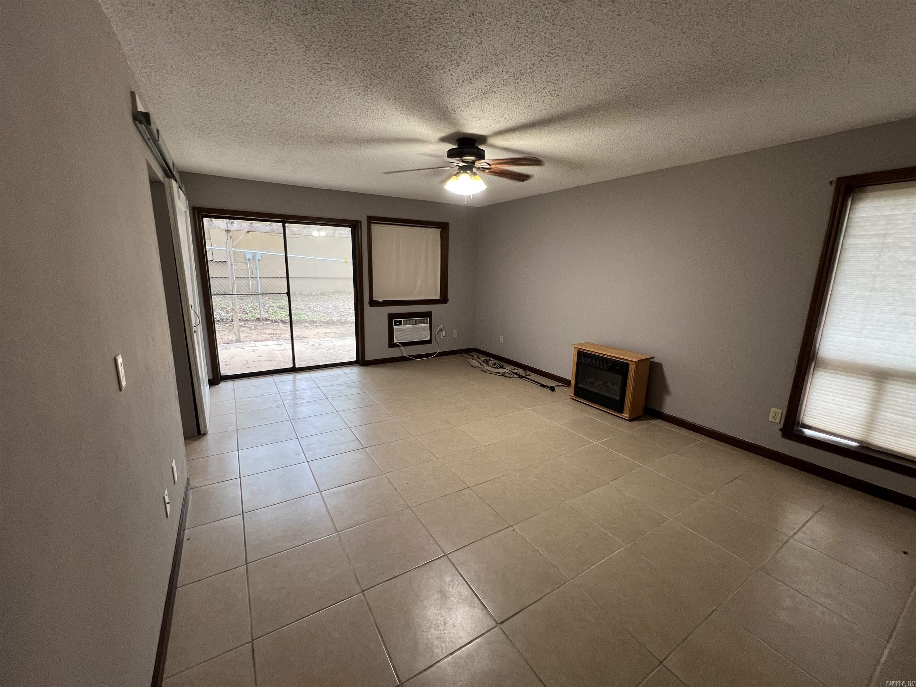 103 Shadow Ridge Dr Property Photo 16