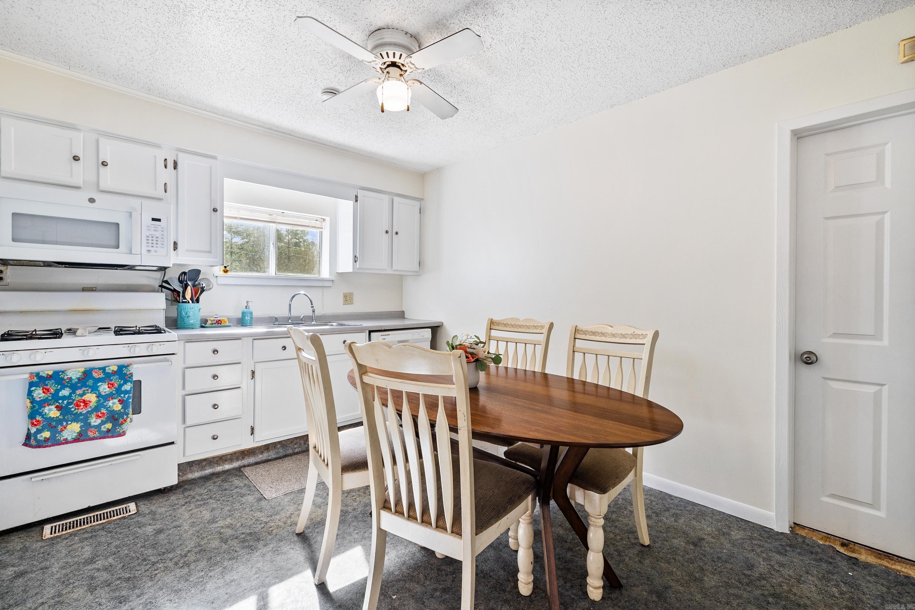 17512 N Sardis Property Photo 9