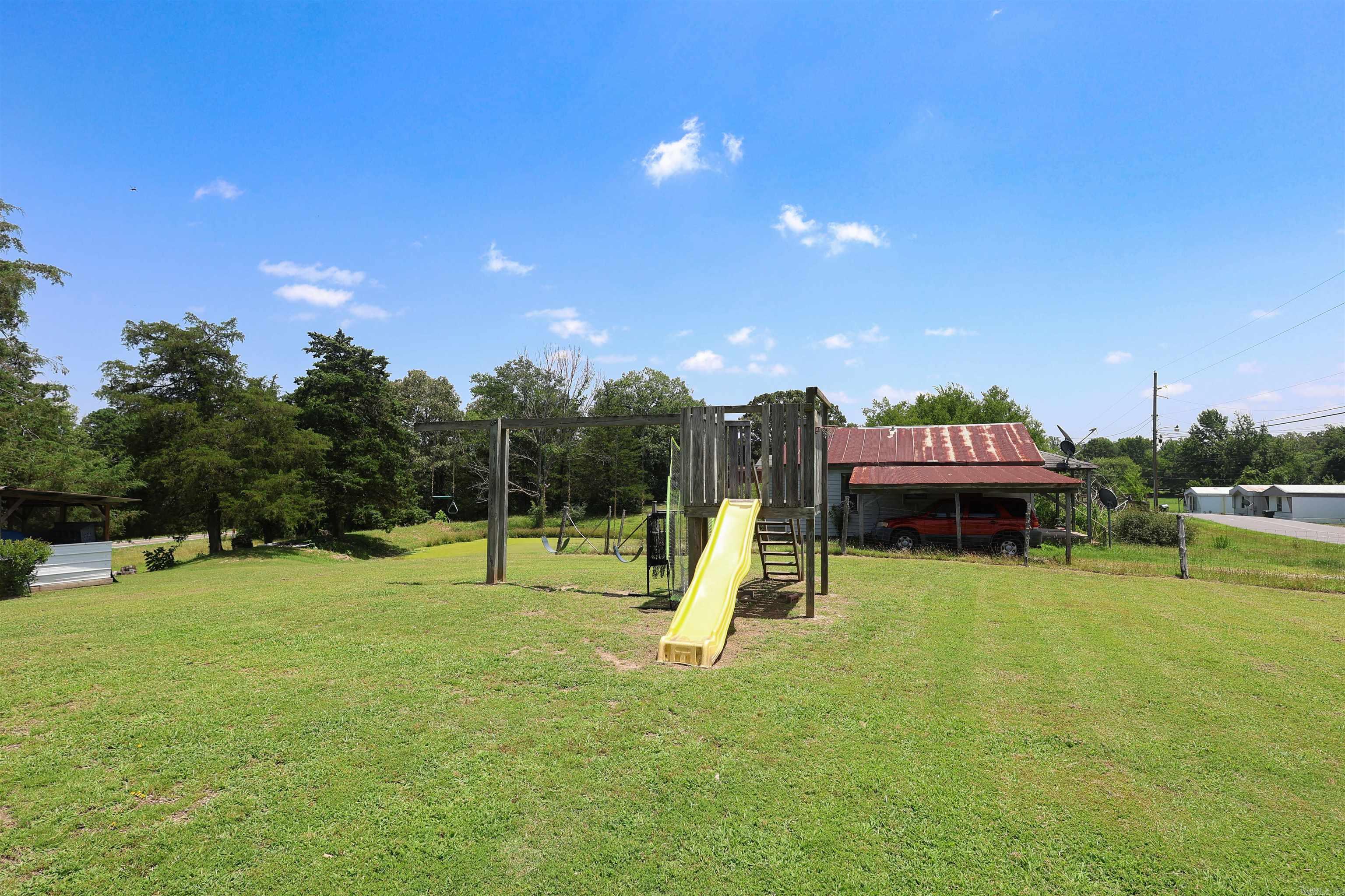 132 South Drive Property Photo 44