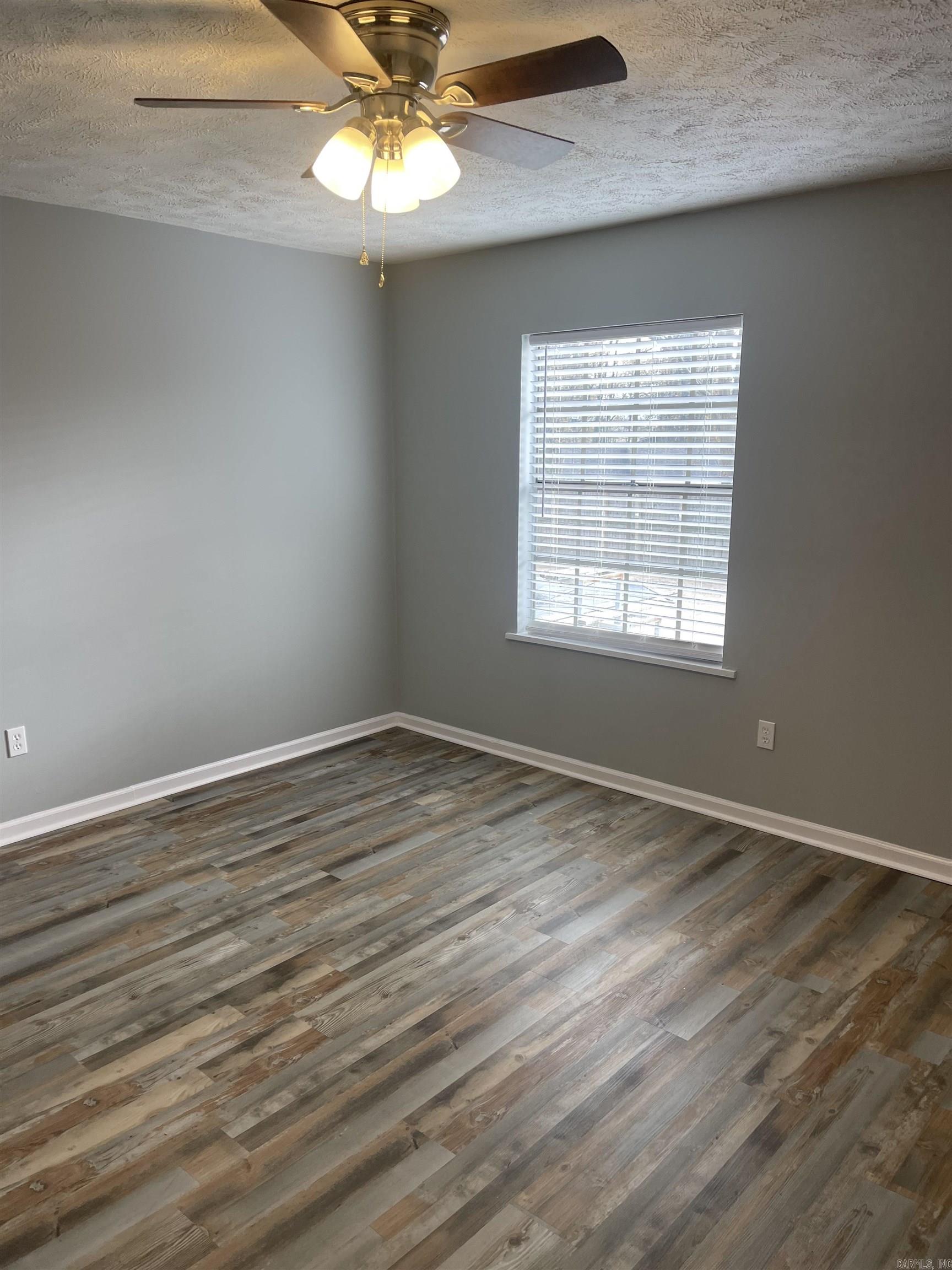 105 Wells Fargo Trl Property Photo 21