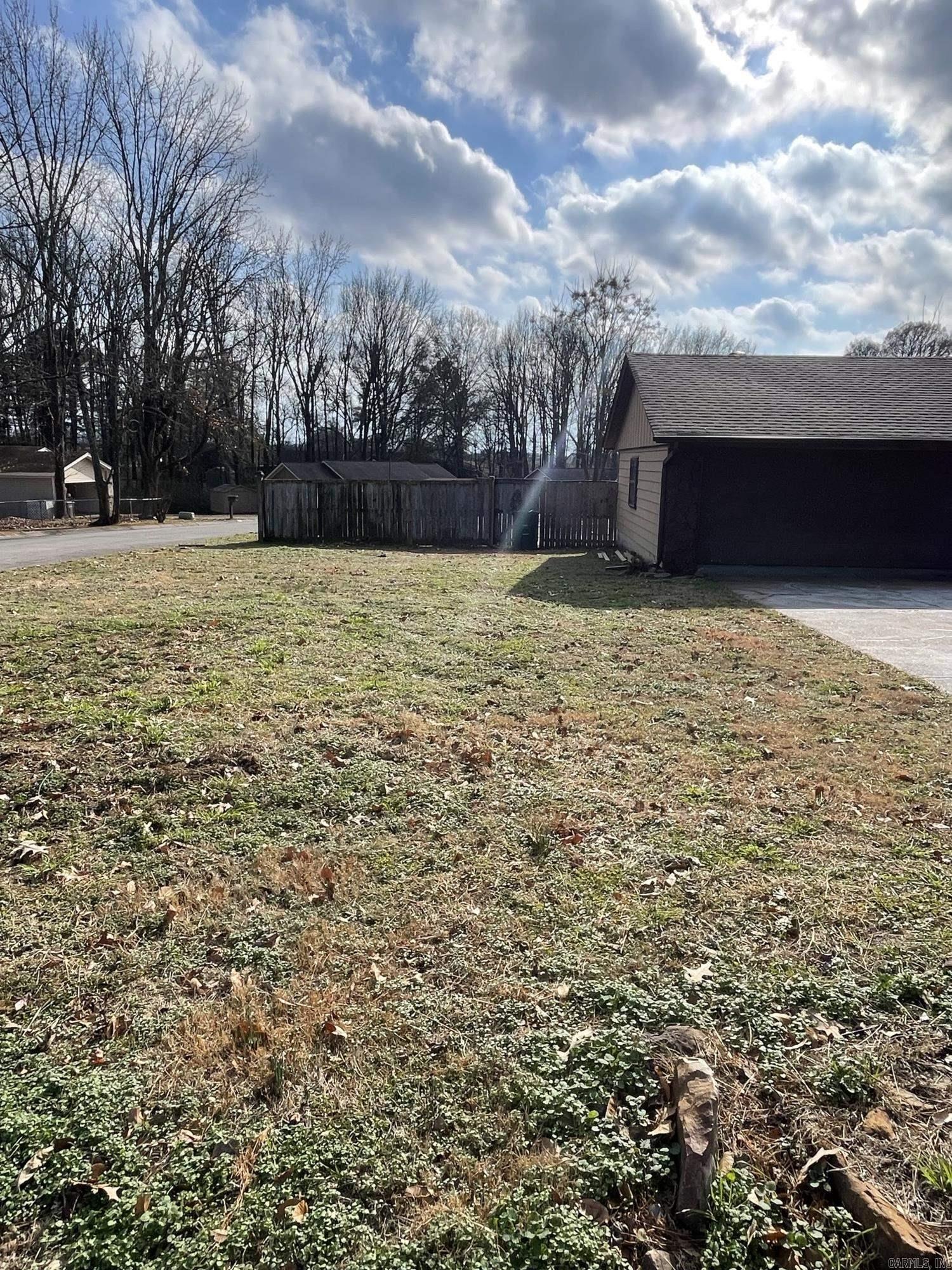 105 Wells Fargo Trl Property Photo 28