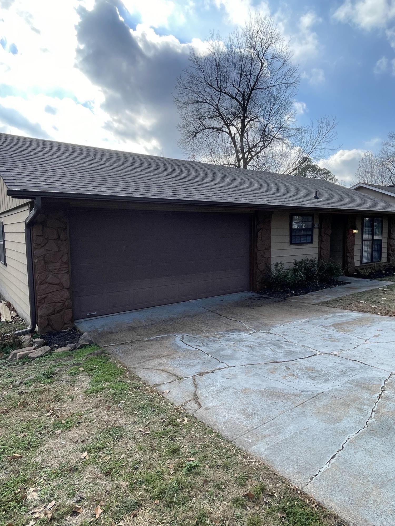 105 Wells Fargo Trl Property Photo 29