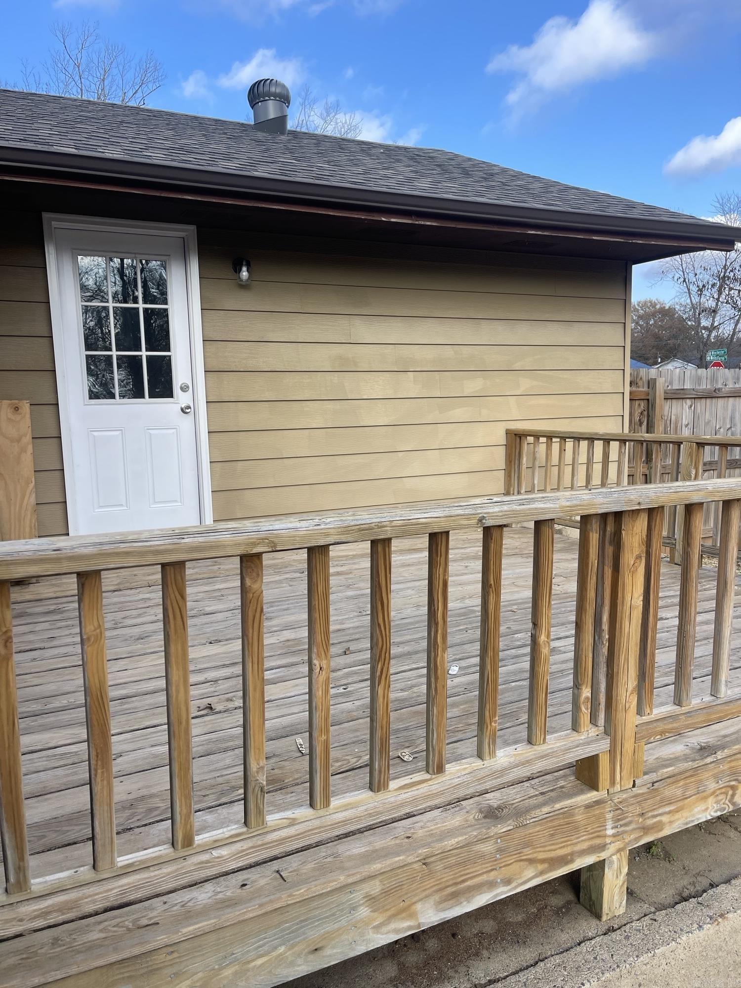 105 Wells Fargo Trl Property Photo 35