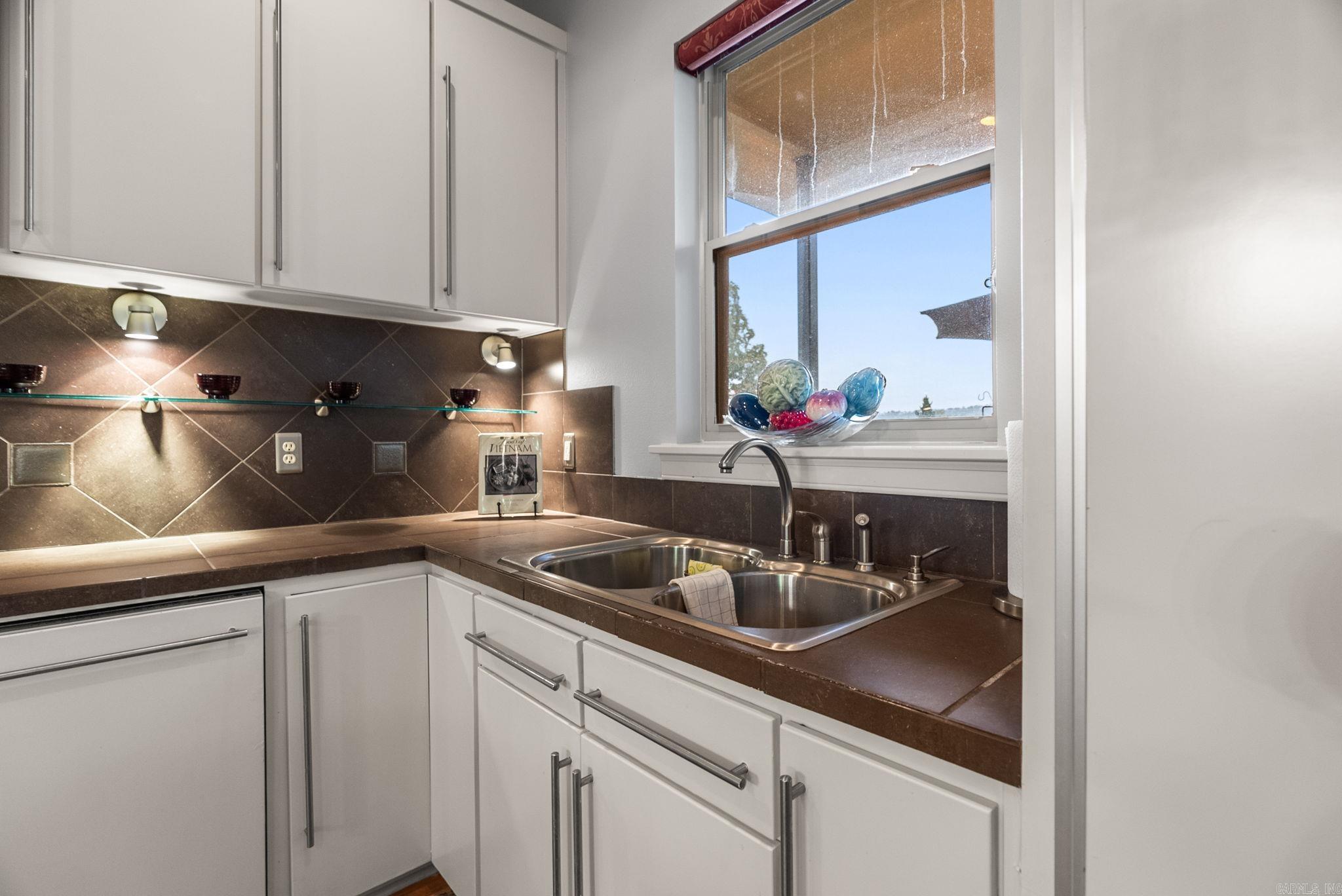 7 Crystal Mountain Cove Property Photo 13
