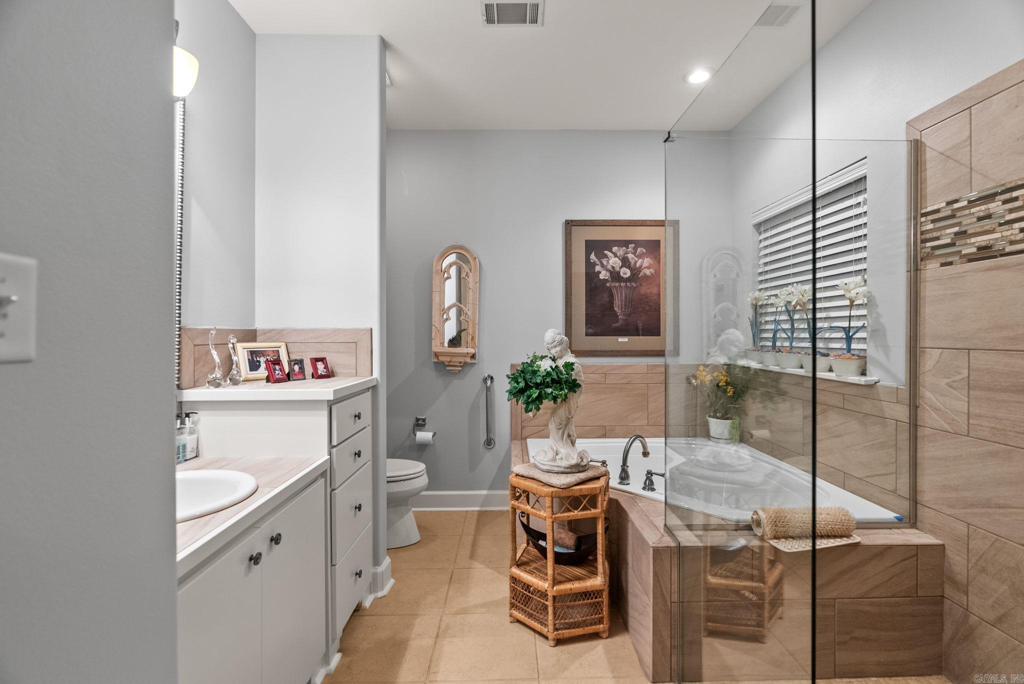 7 Crystal Mountain Cove Property Photo 24