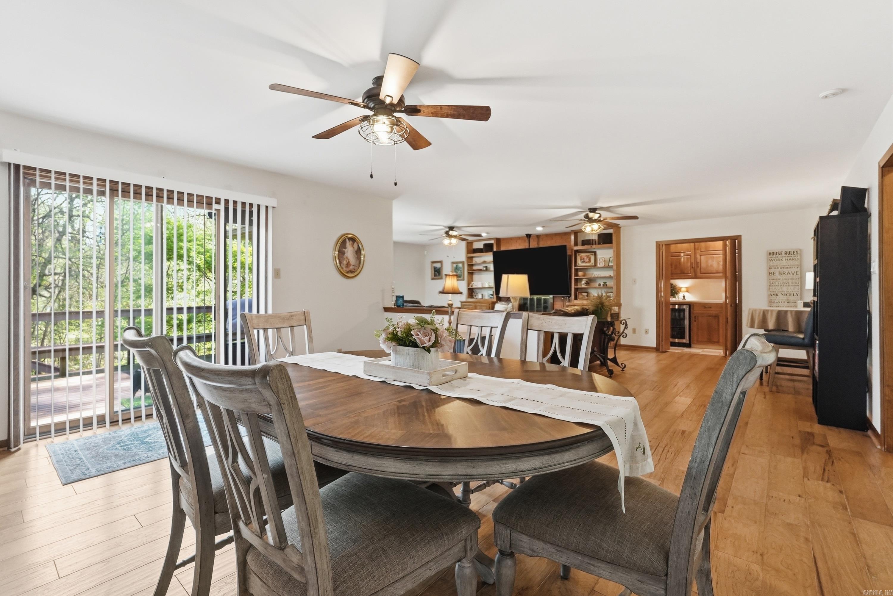 1190 Cambridge Circle Property Photo 15