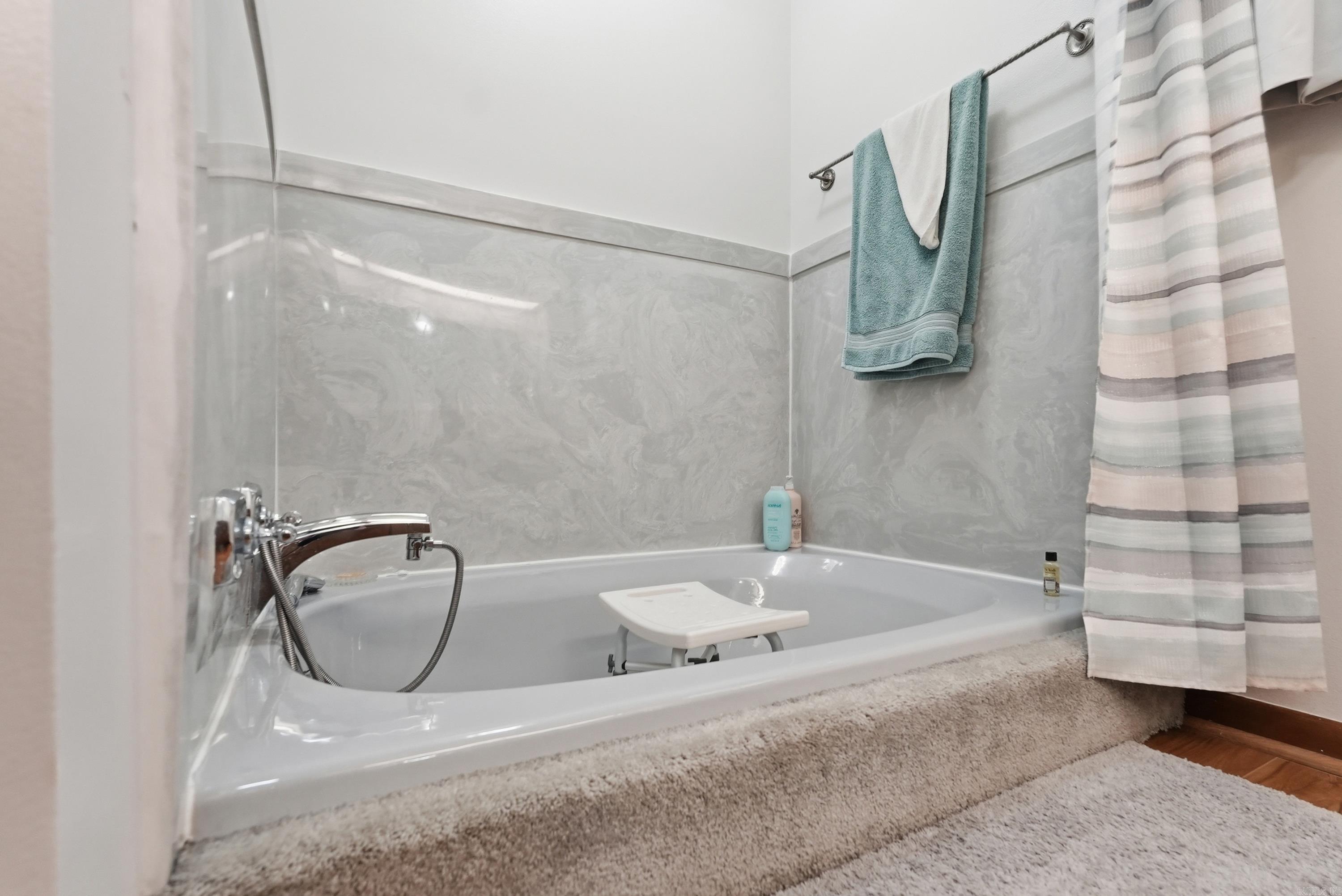 1190 Cambridge Circle Property Photo 29