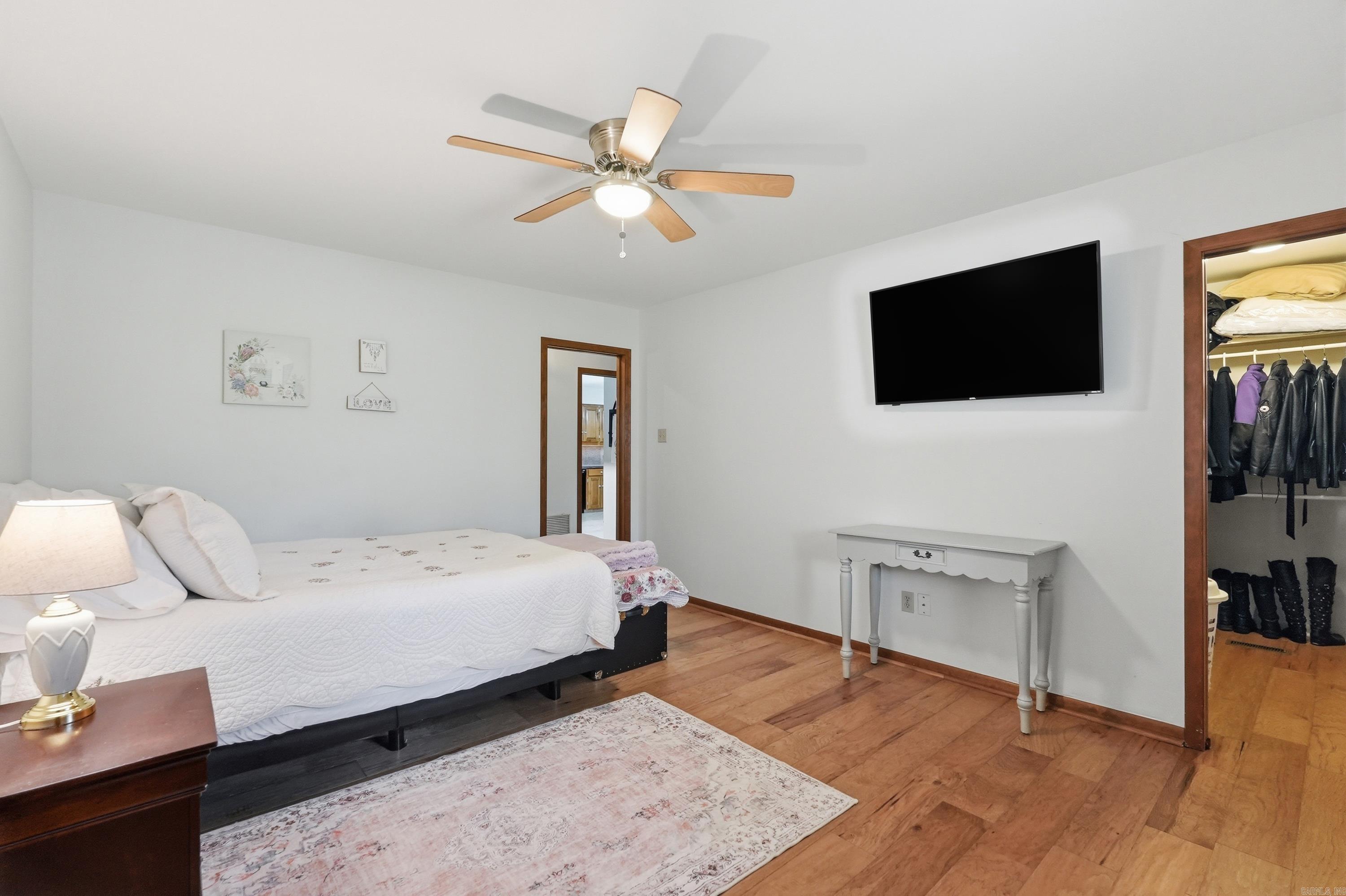 1190 Cambridge Circle Property Photo 33