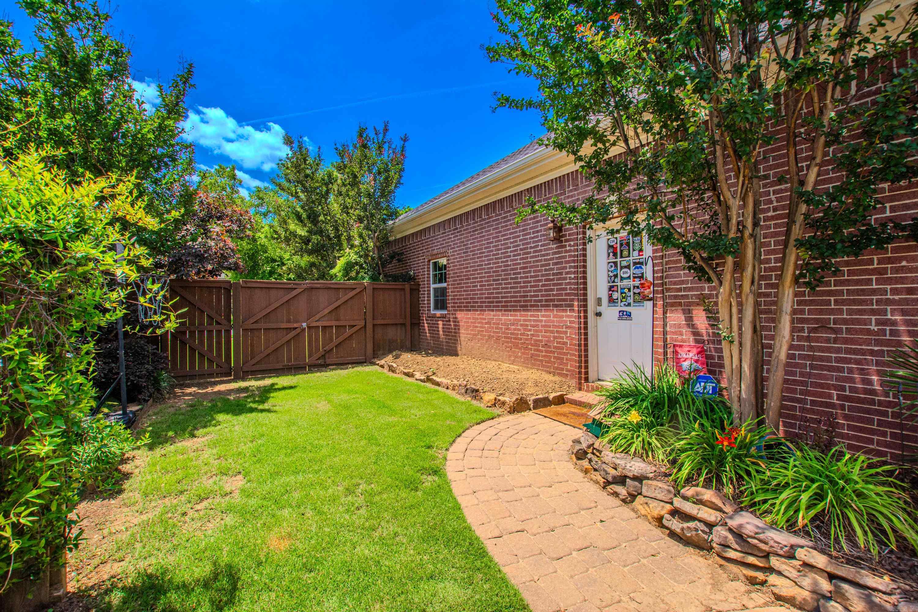 824 Sedgefield Drive Property Photo 39