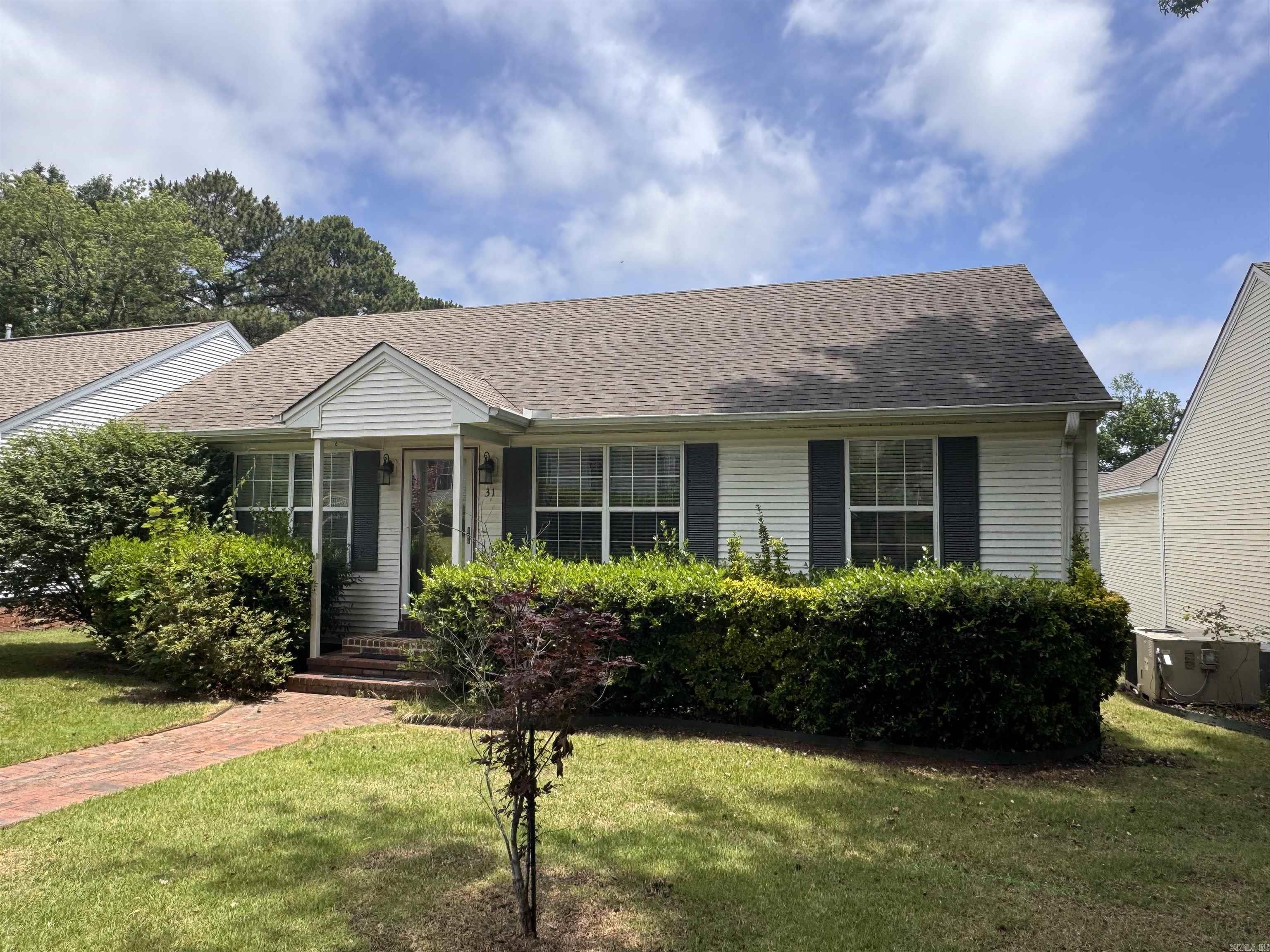 31 River Oaks Trace Property Photo 2
