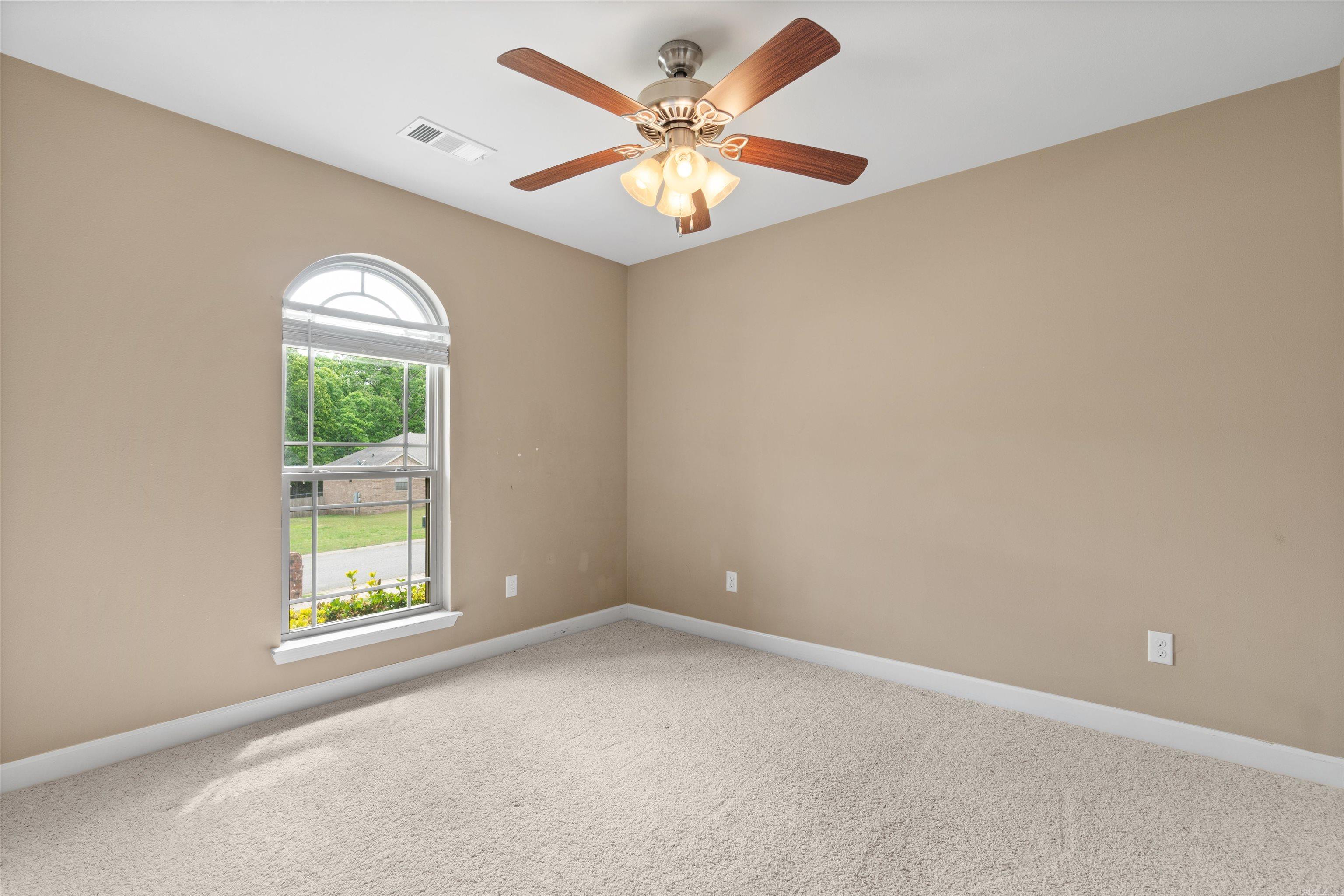 5501 Aviator Drive Property Photo 26