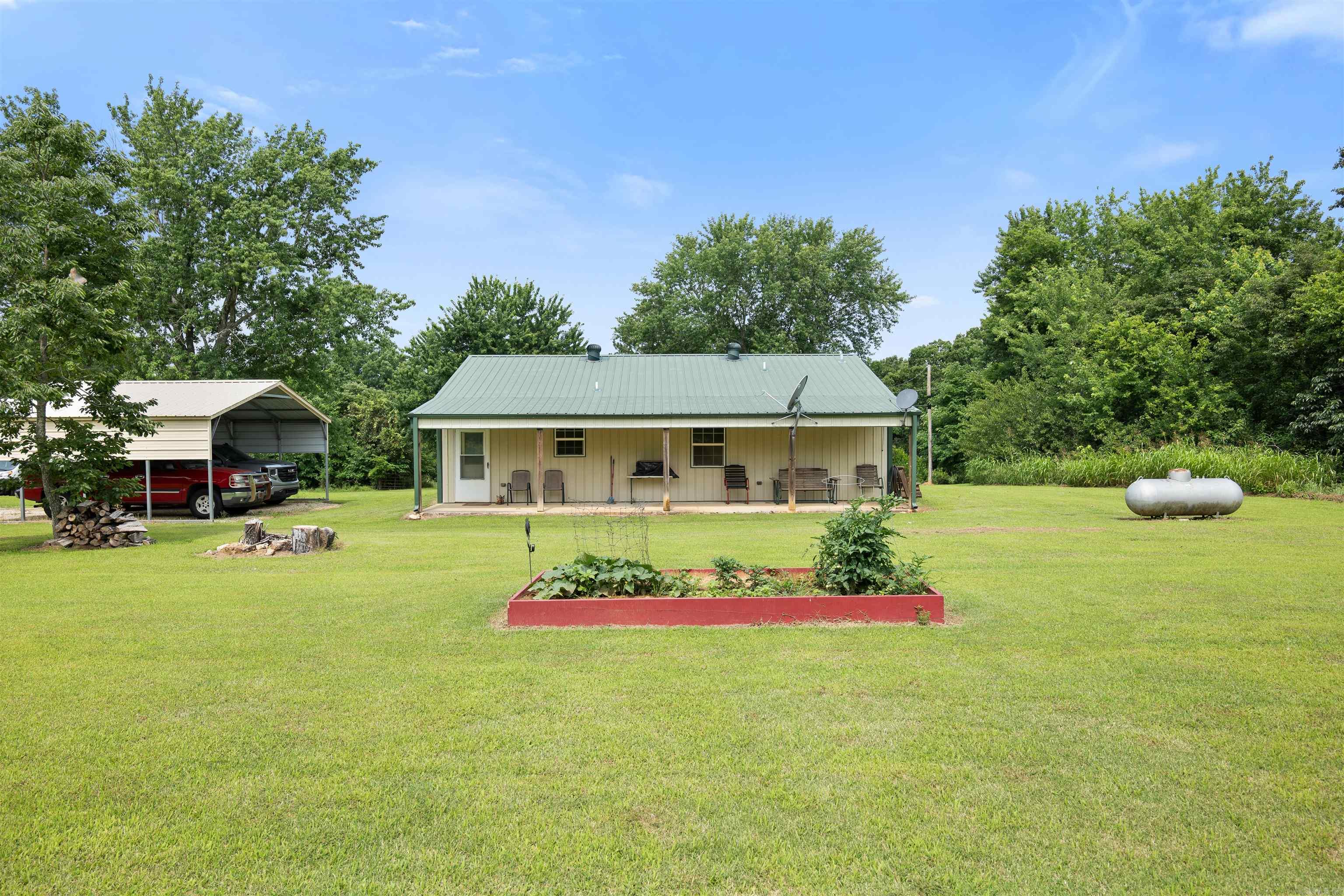 6754 Oak Ridge Road Property Photo 3
