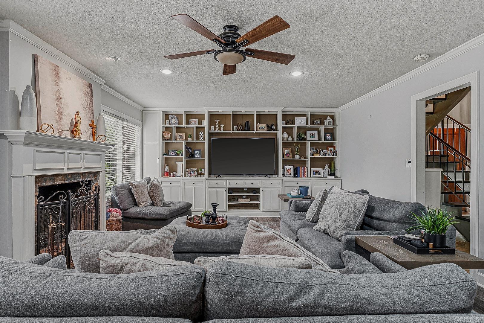 1800 Covey Drive Property Photo 3