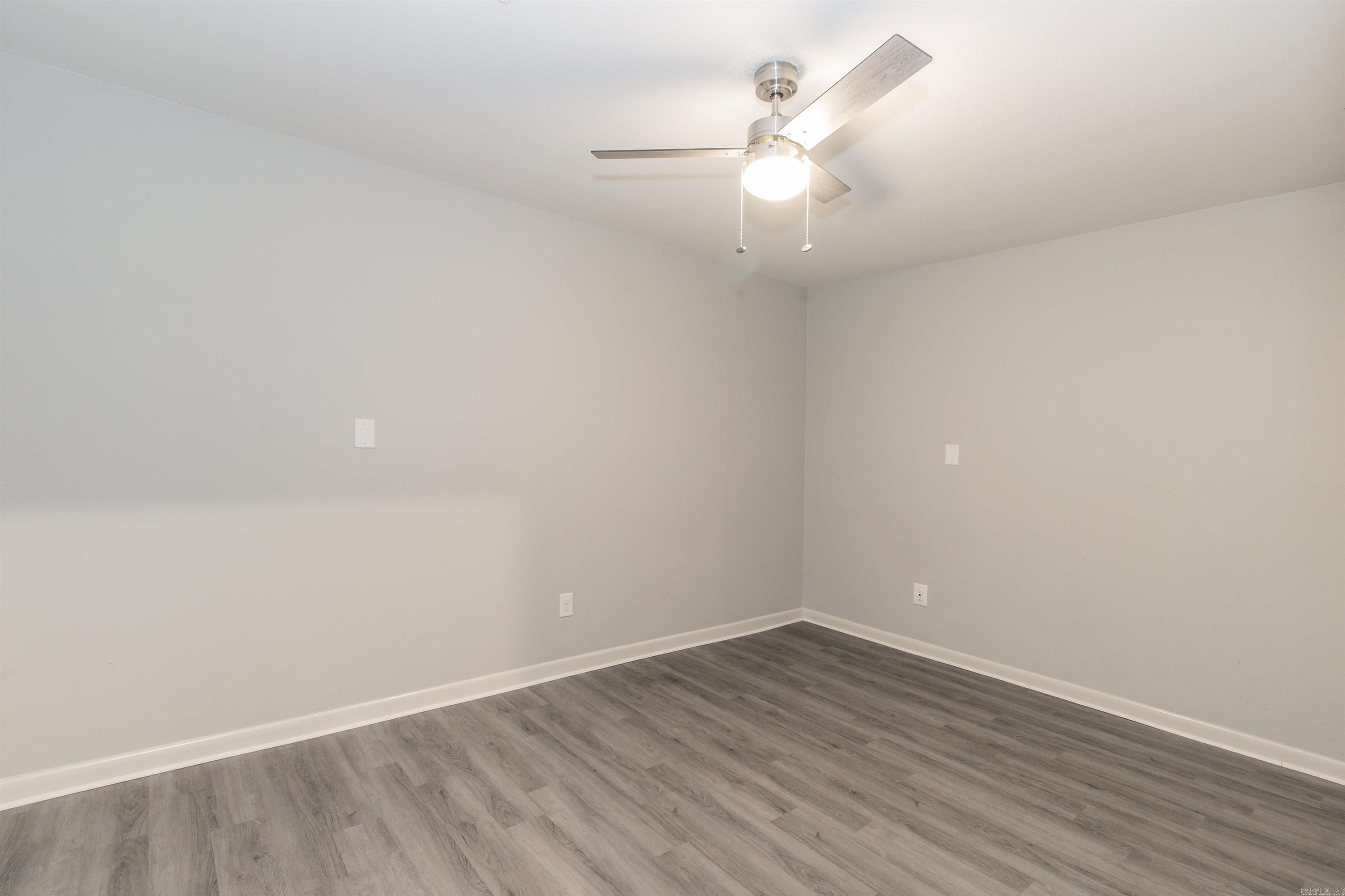 1617 Deerfield Rd Property Photo 16