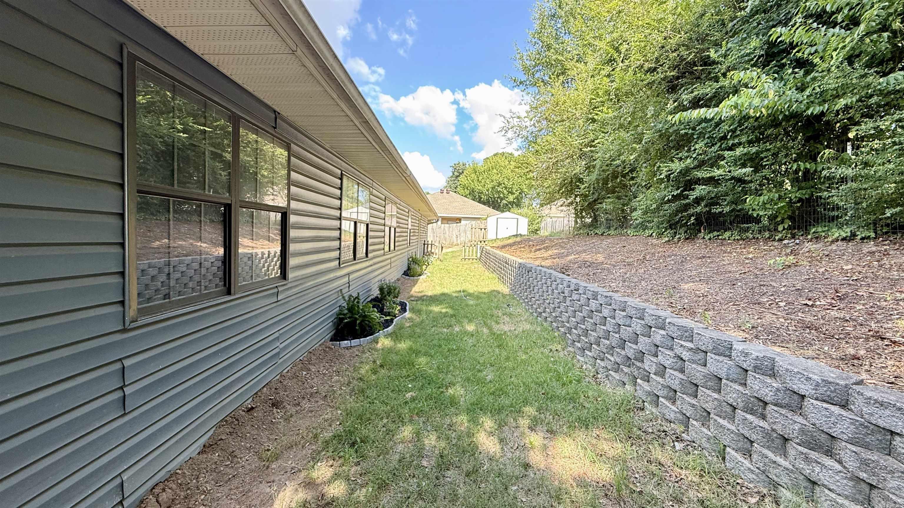1617 Deerfield Rd Property Photo 29