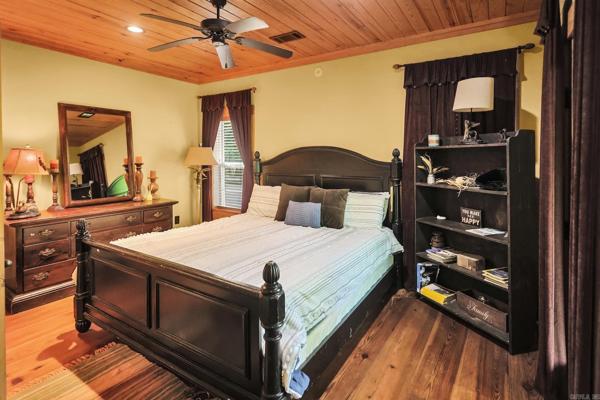 1020 Vaughn Road Property Photo 25