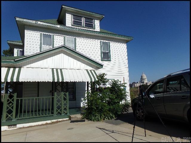 105 S Battery Street Unit A Property Photo 4