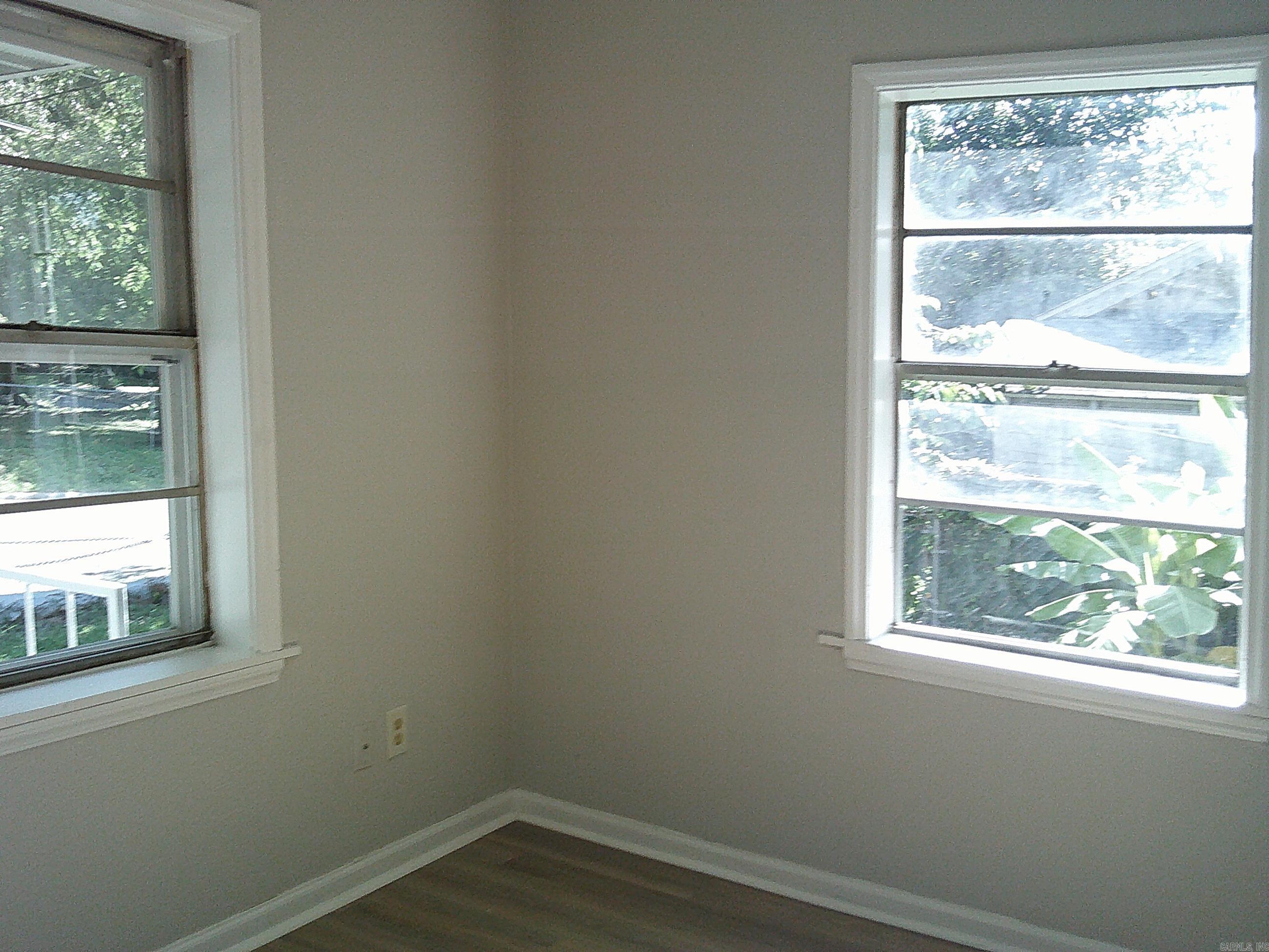 1005 Rector Property Photo 20