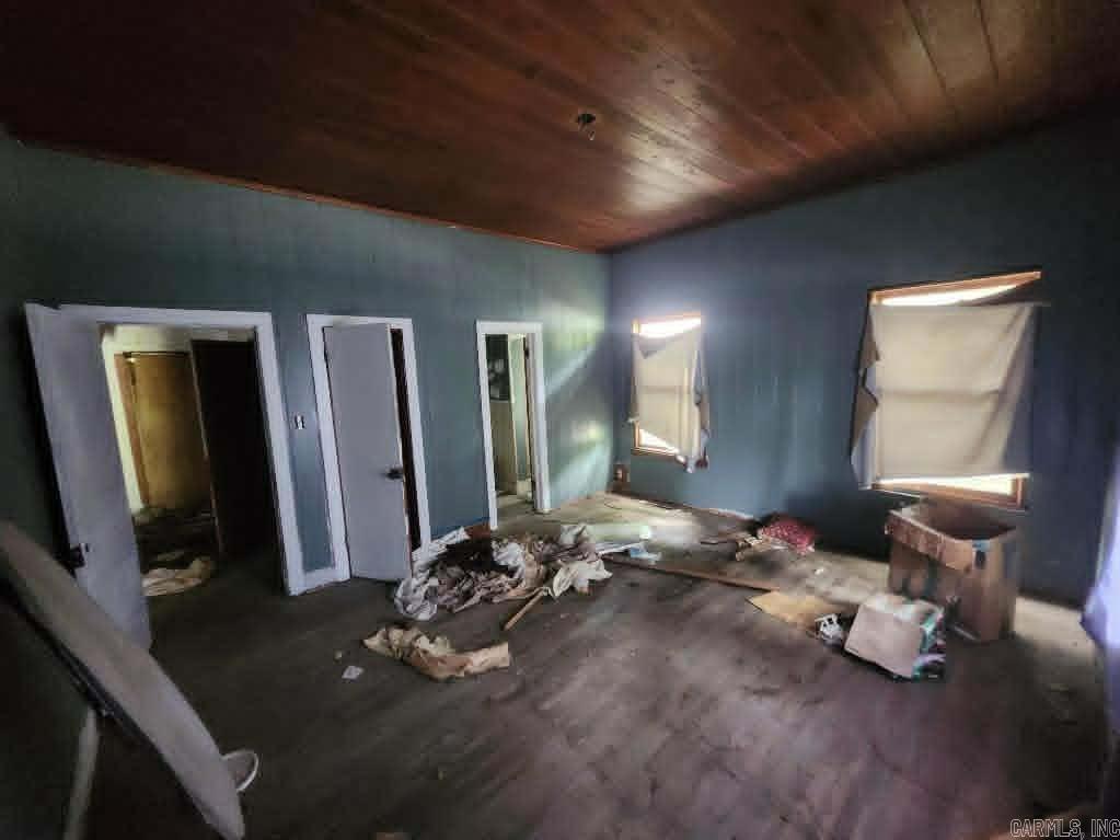 3501 S Cherry Property Photo 13