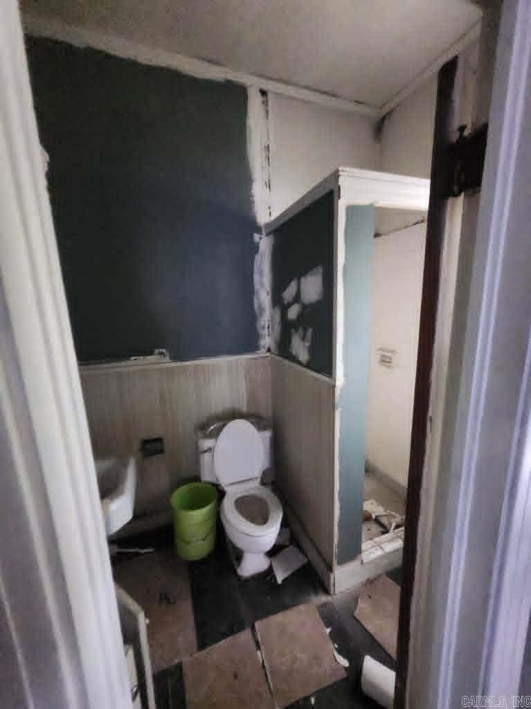 3501 S Cherry Property Photo 14