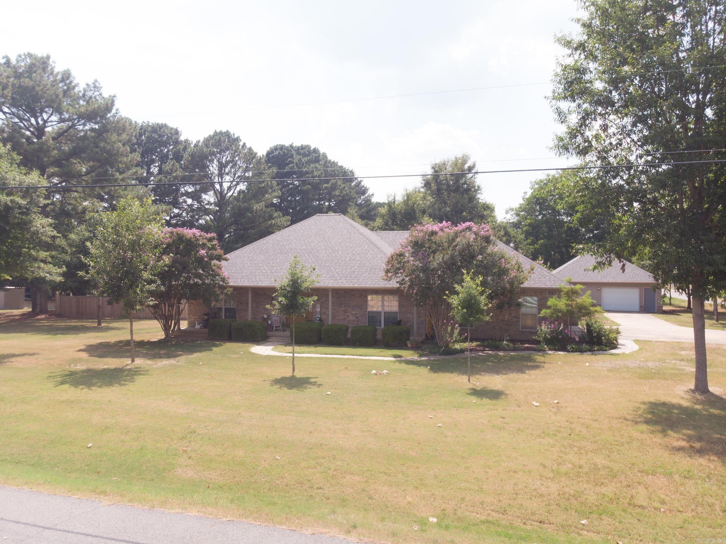24 Sue Lane Property Photo 2