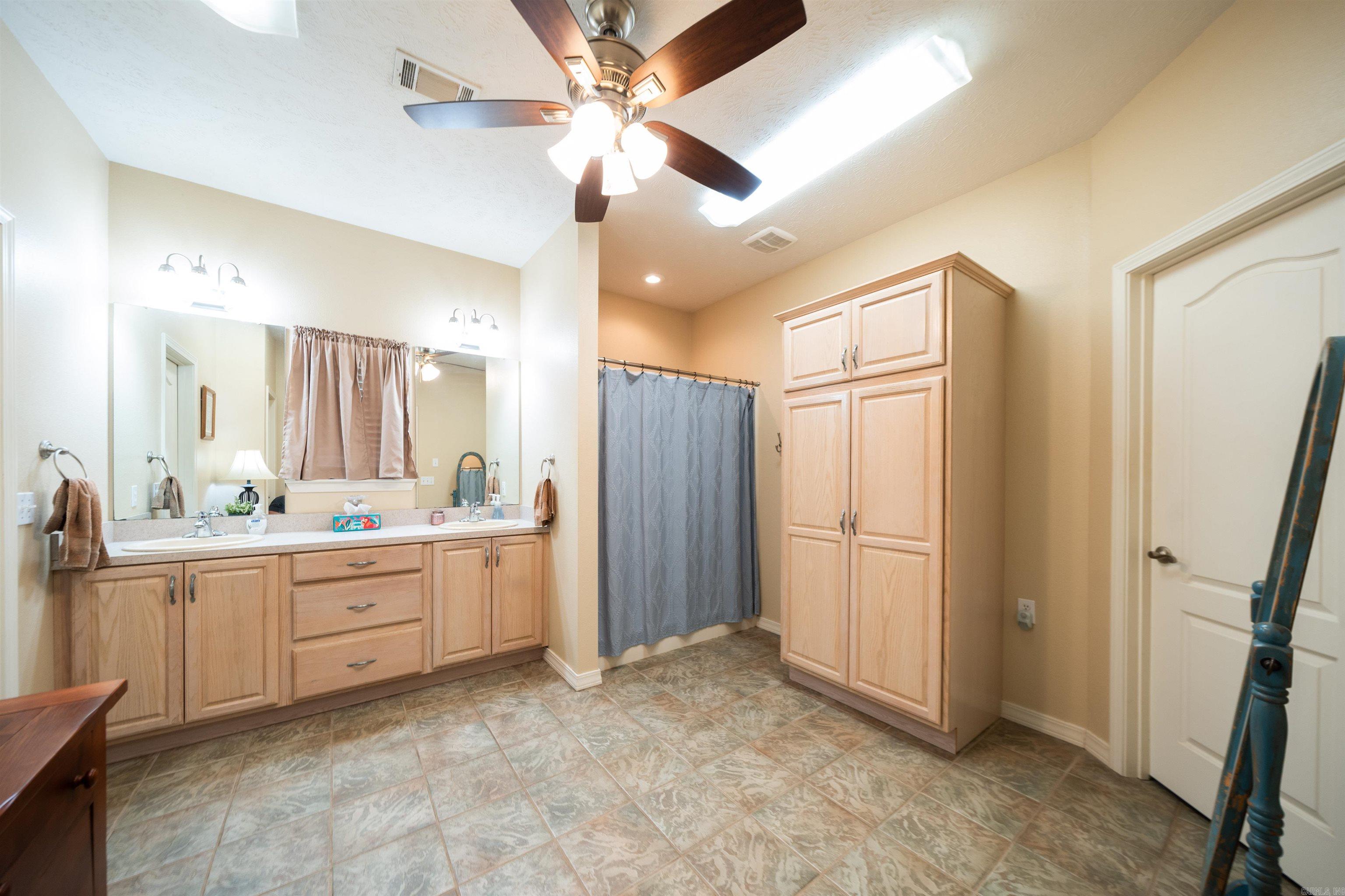 24 Sue Lane Property Photo 25