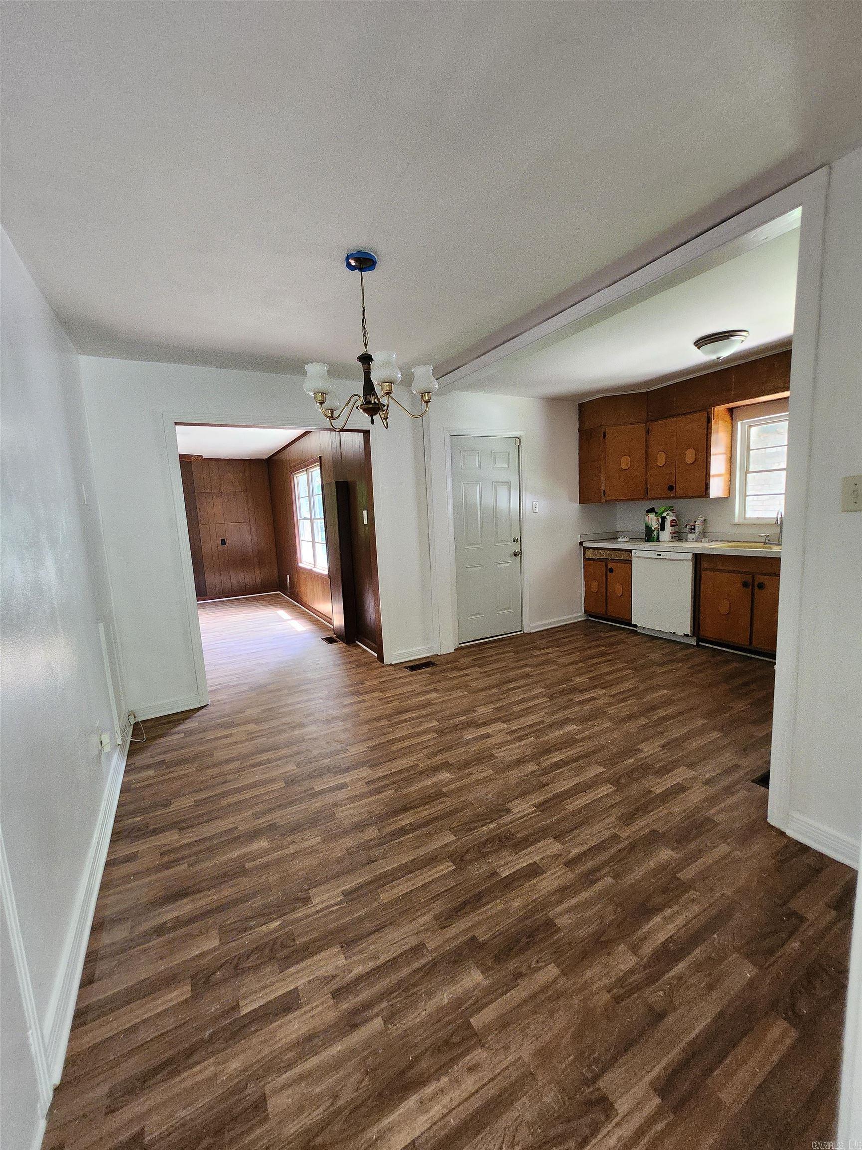 5 Neal Place Property Photo 6