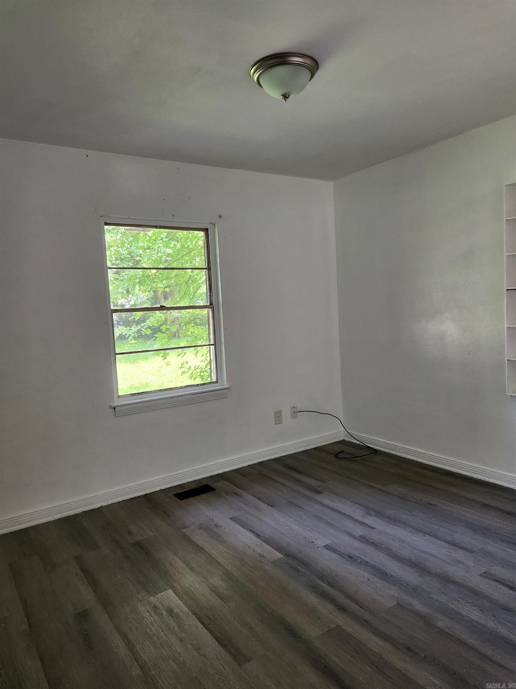 5 Neal Place Property Photo 12