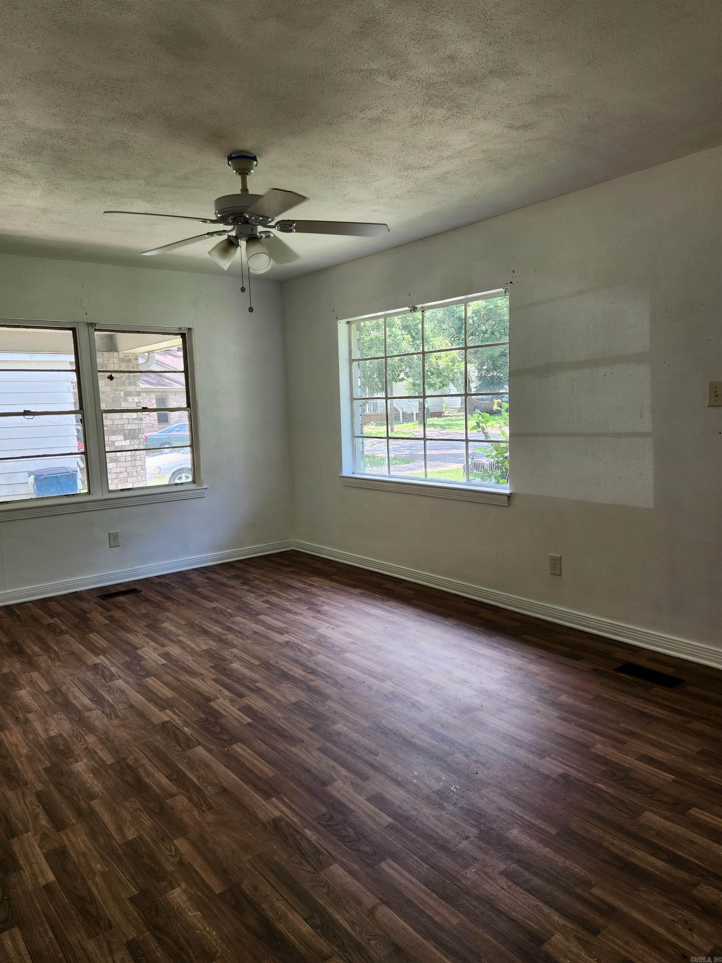 5 Neal Place Property Photo 14