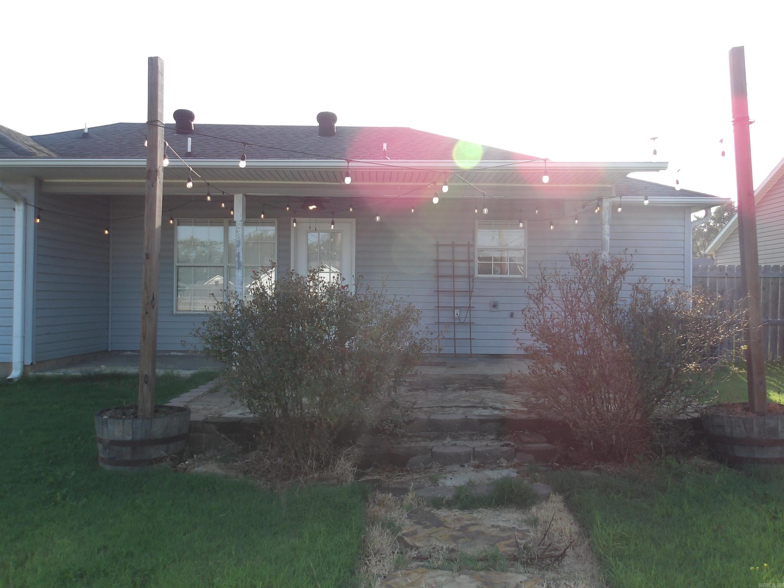 609 Marion Street Property Photo 5