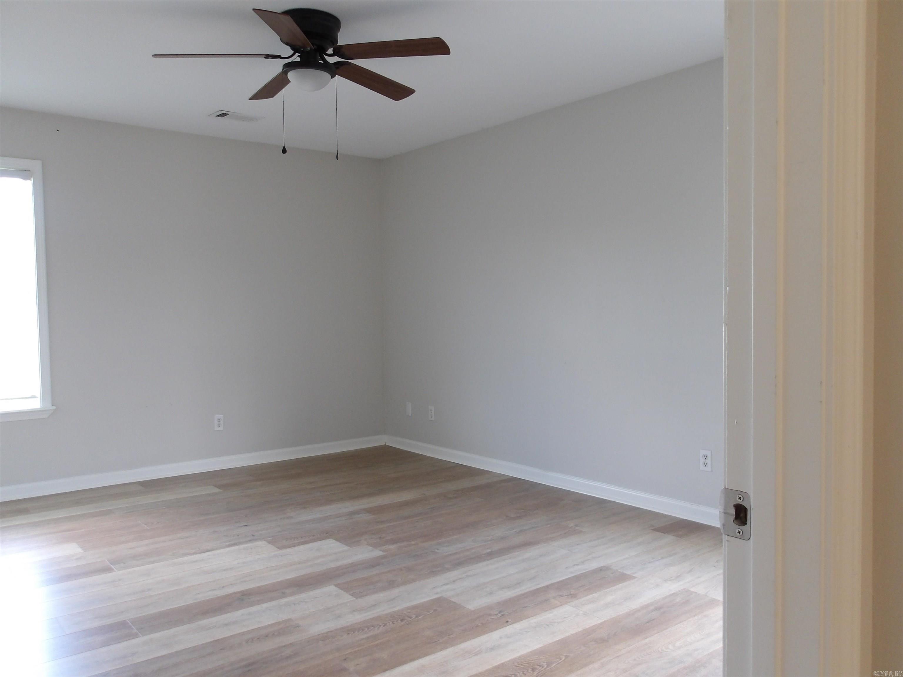 609 Marion Street Property Photo 7