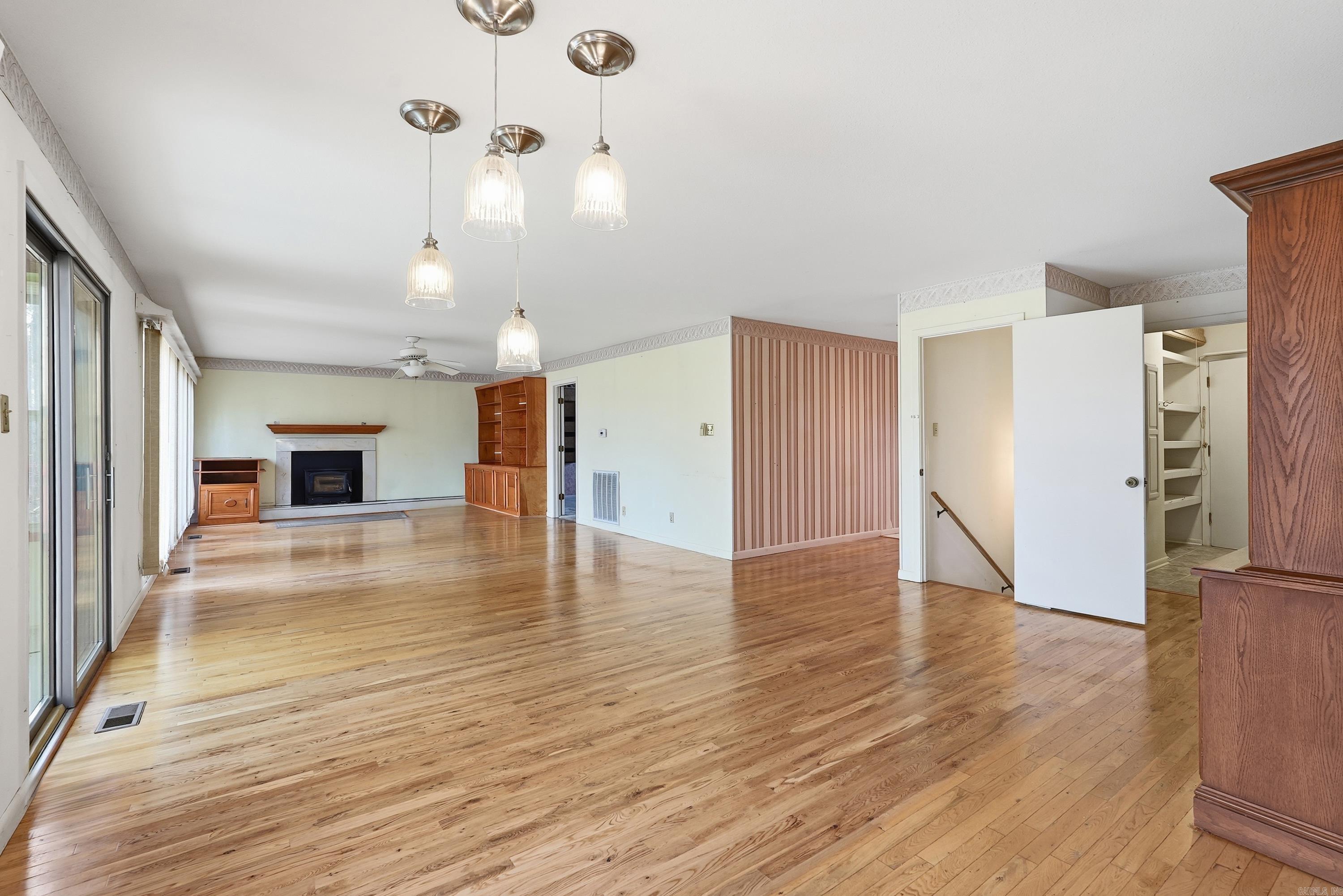 110 Fairway Court Property Photo 5